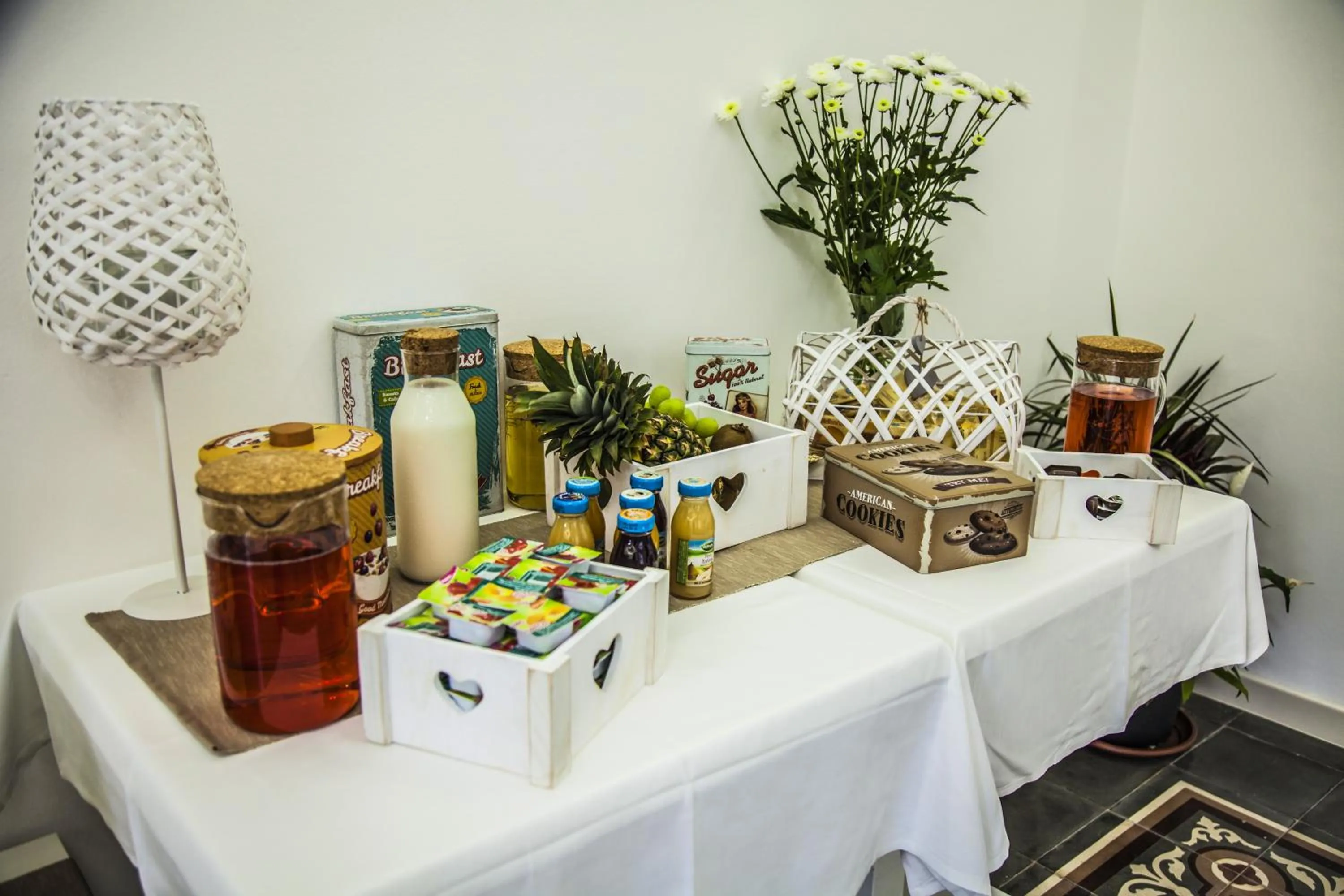 Breakfast in VILLA ADELAIDE SUITE & ROOM