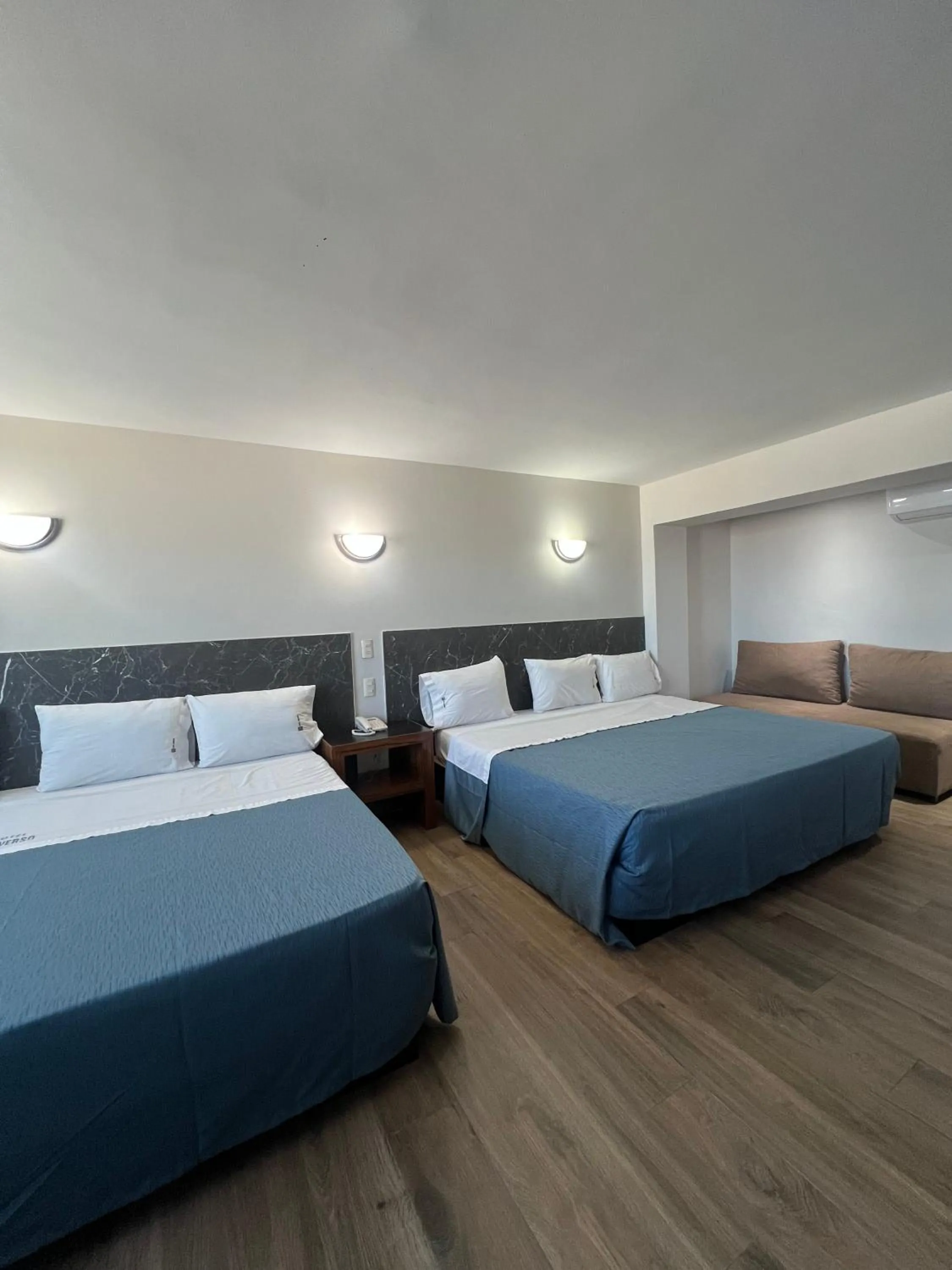 Bed in Hotel Universo