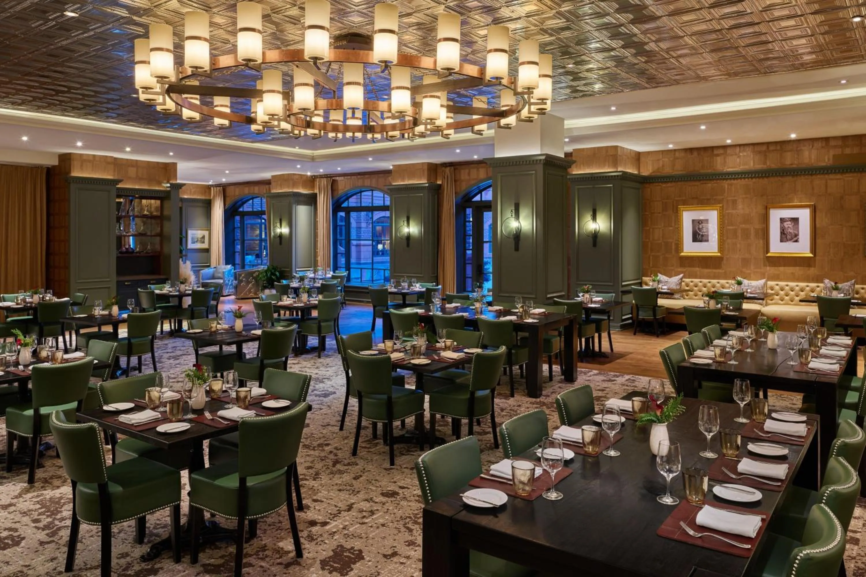 Restaurant/places to eat in St. Regis Aspen Resort