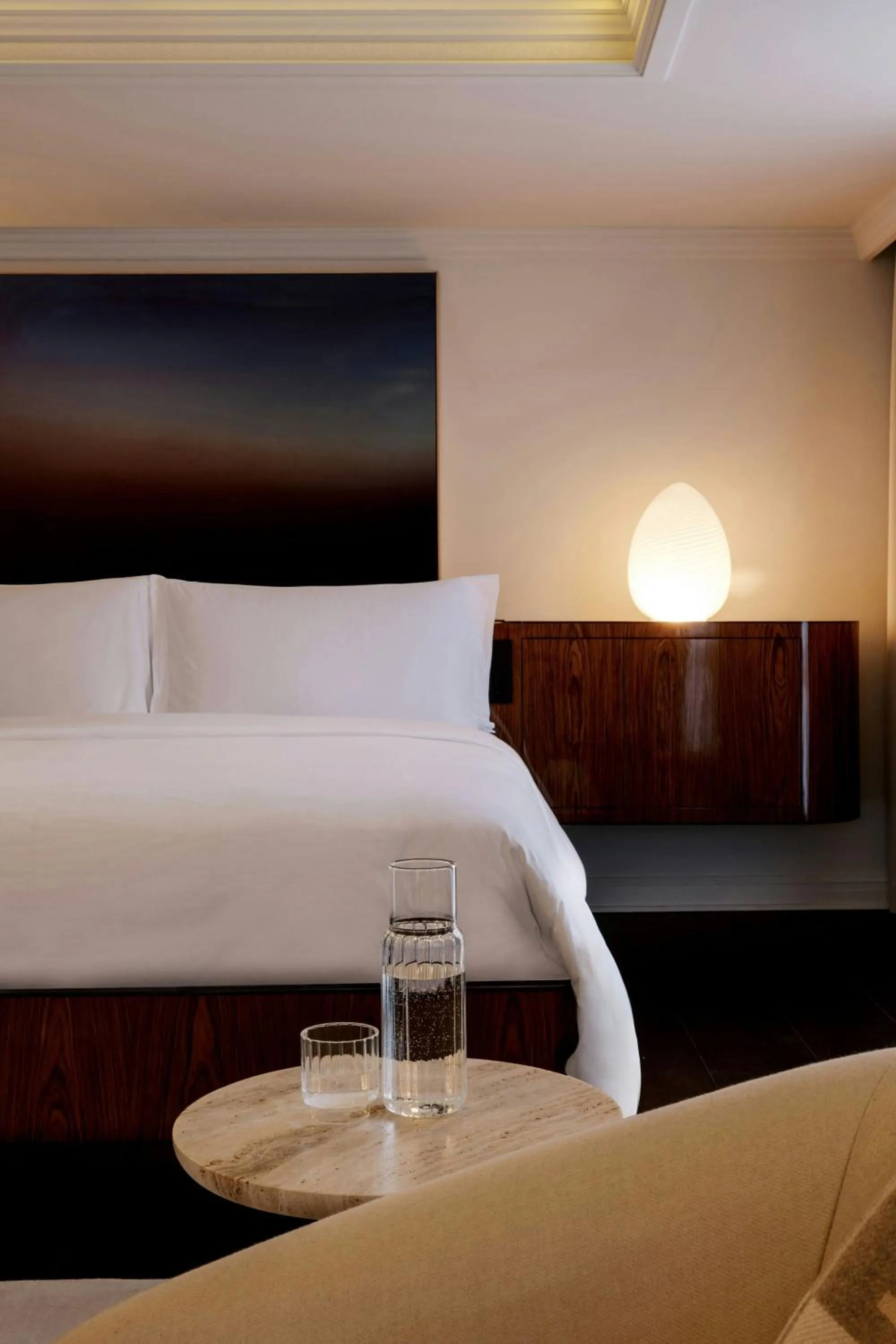 Photo of the whole room, Bed in St. Regis Aspen Resort