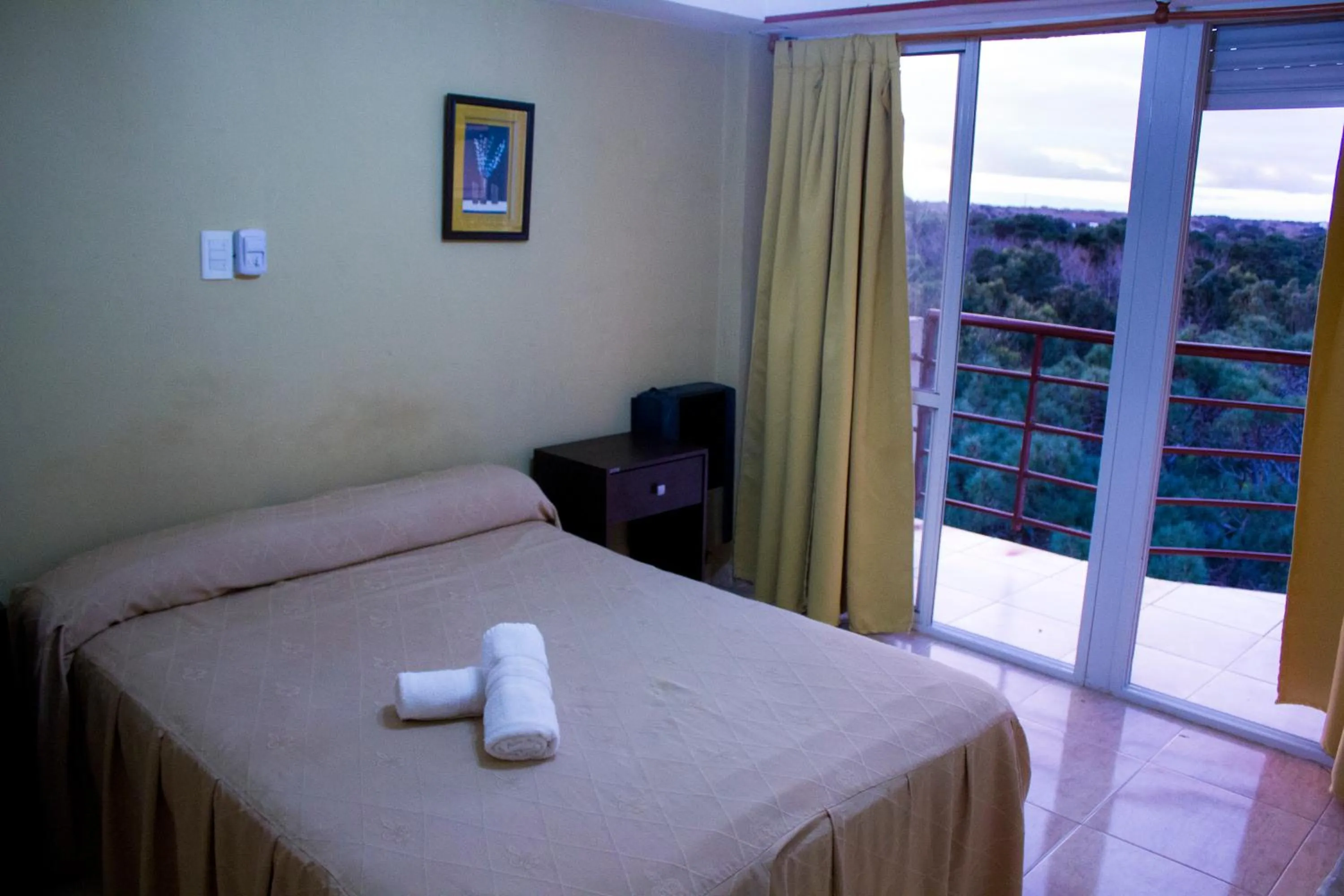 Photo of the whole room, Bed in Hotel San Remo Majestic