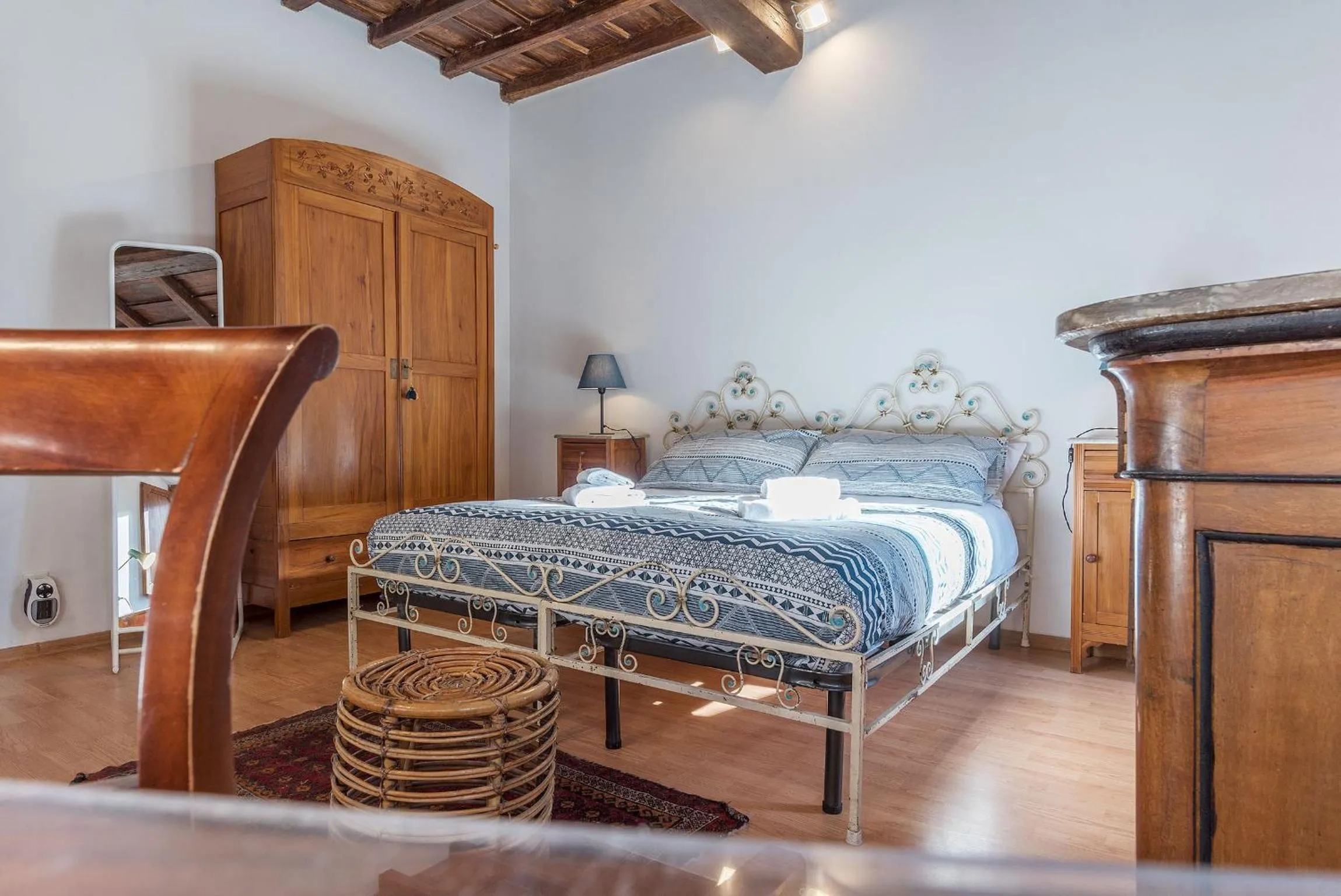 Bedroom, Bed in GuestHost - Montecitorio & Pantheon Stylish Flat