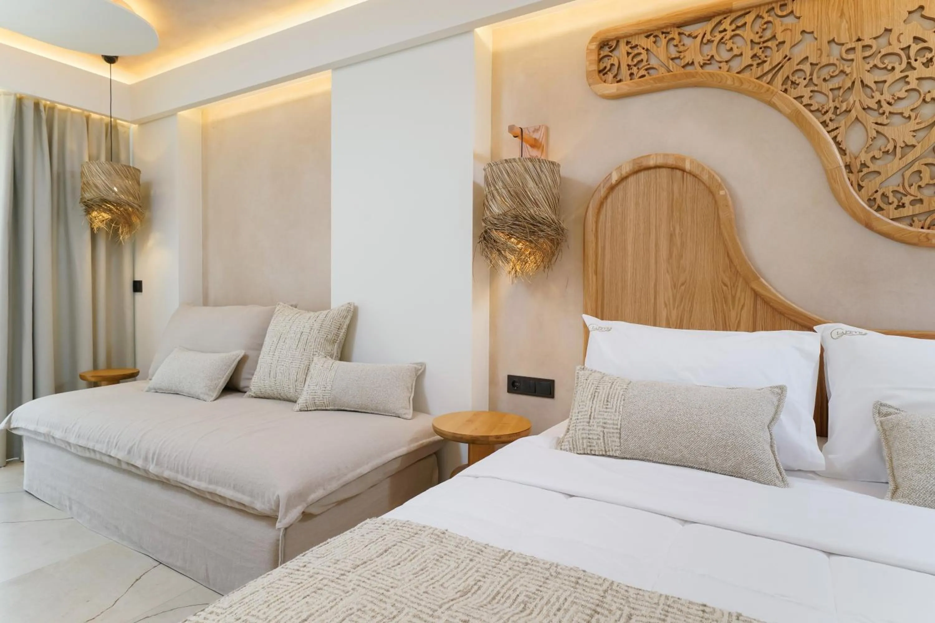 Bed in Lafeyra Apartments