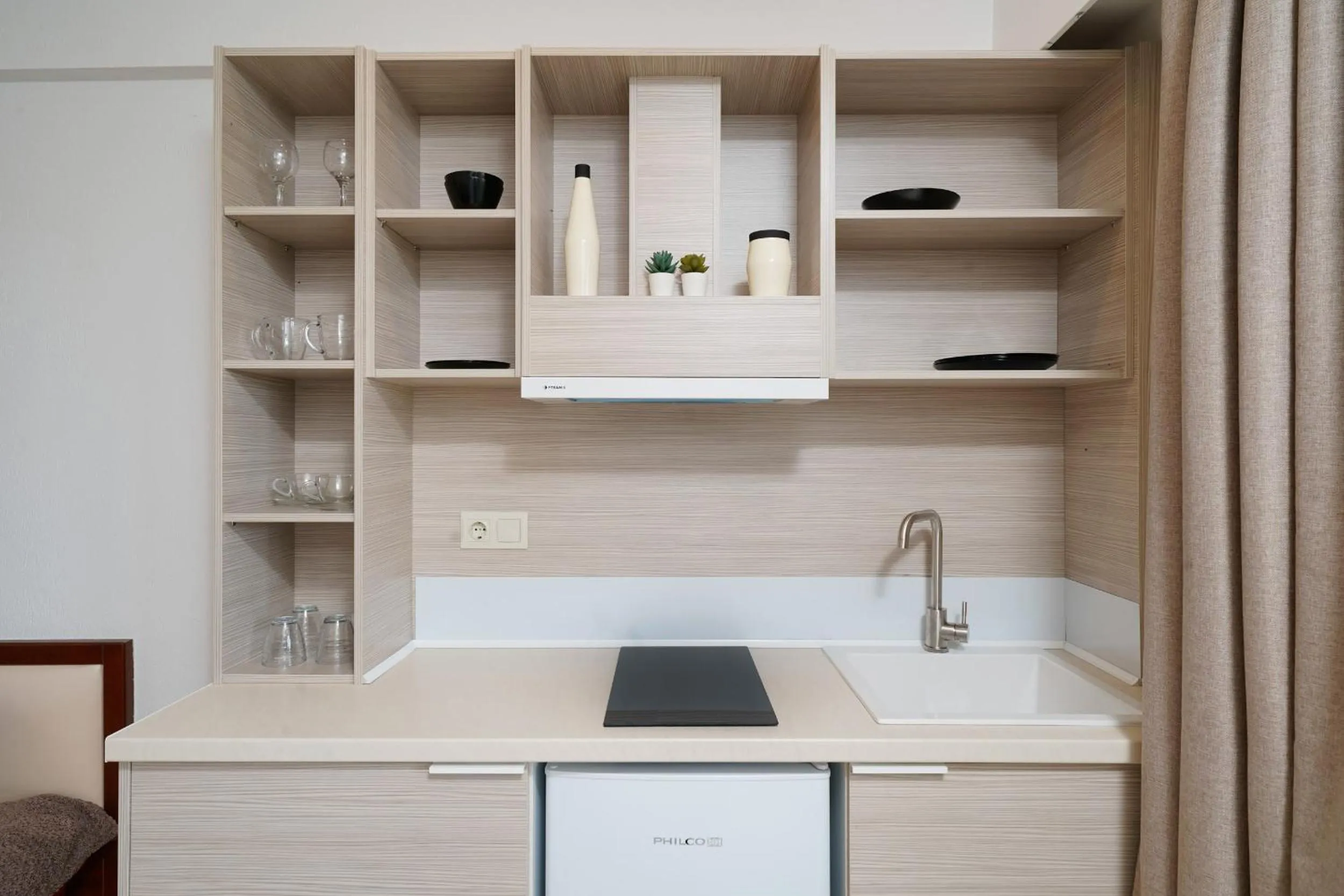 Kitchen or kitchenette in Lafeyra Apartments