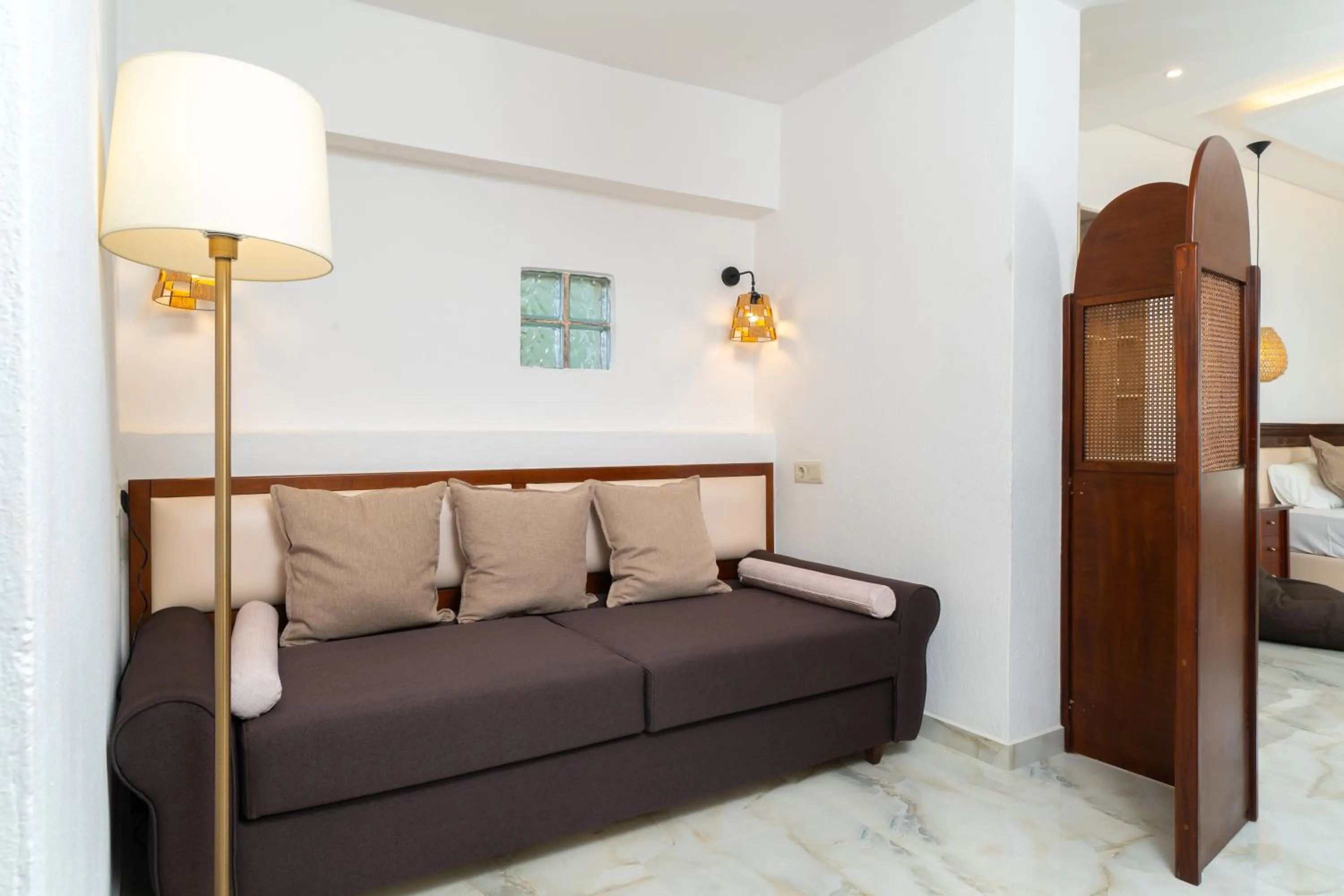 Bed in Lafeyra Apartments