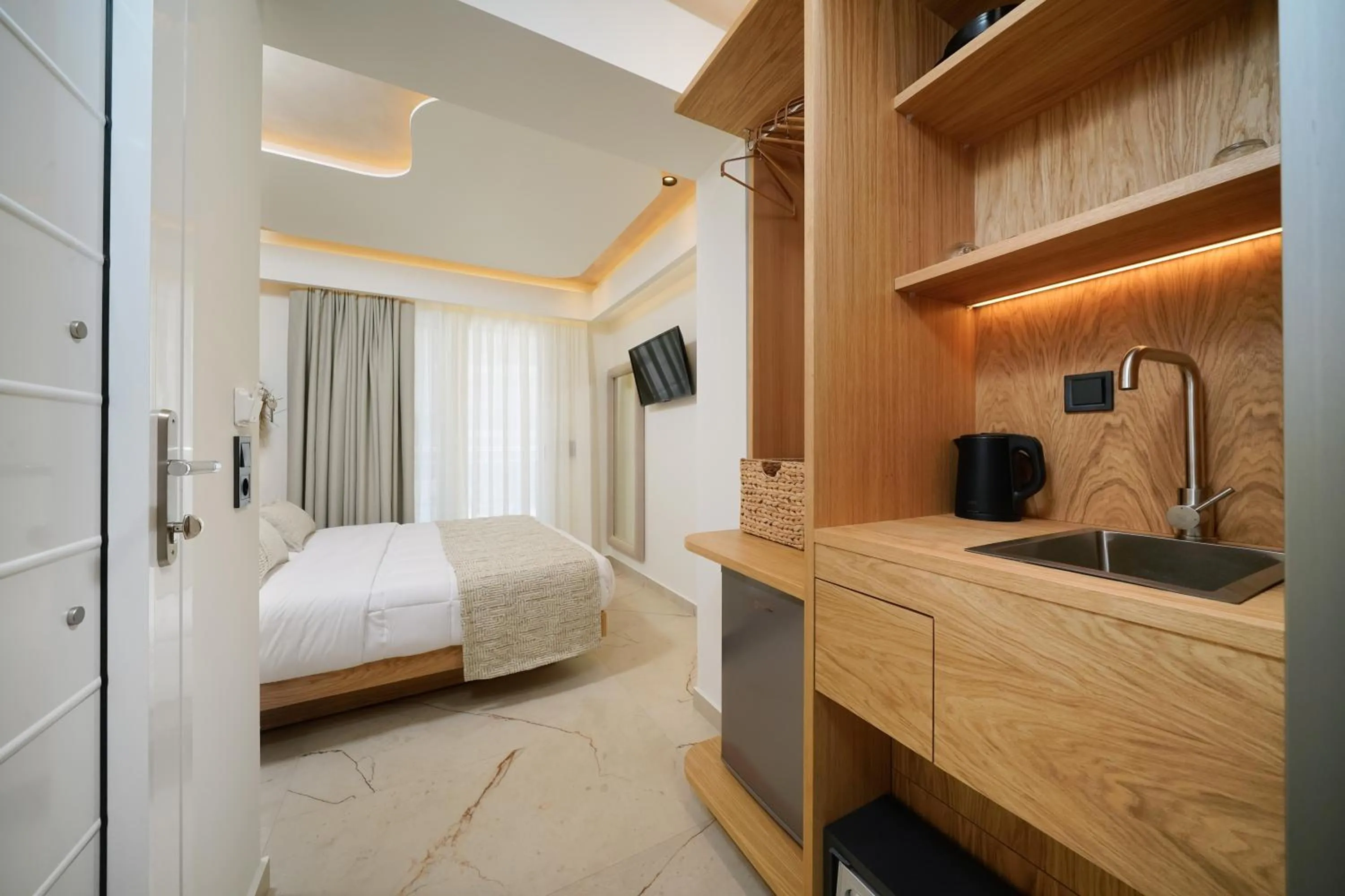 Bed in Lafeyra Apartments