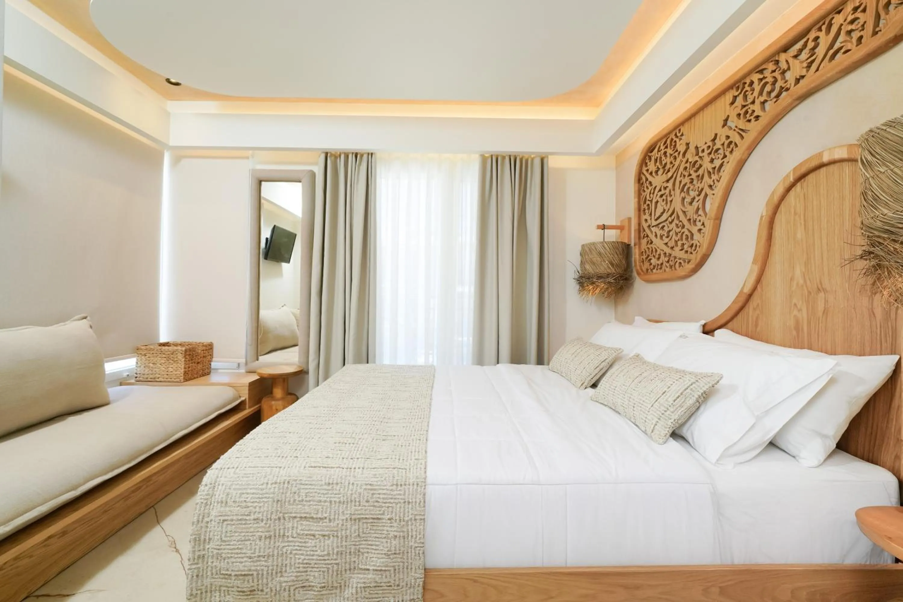 Bed in Lafeyra Apartments