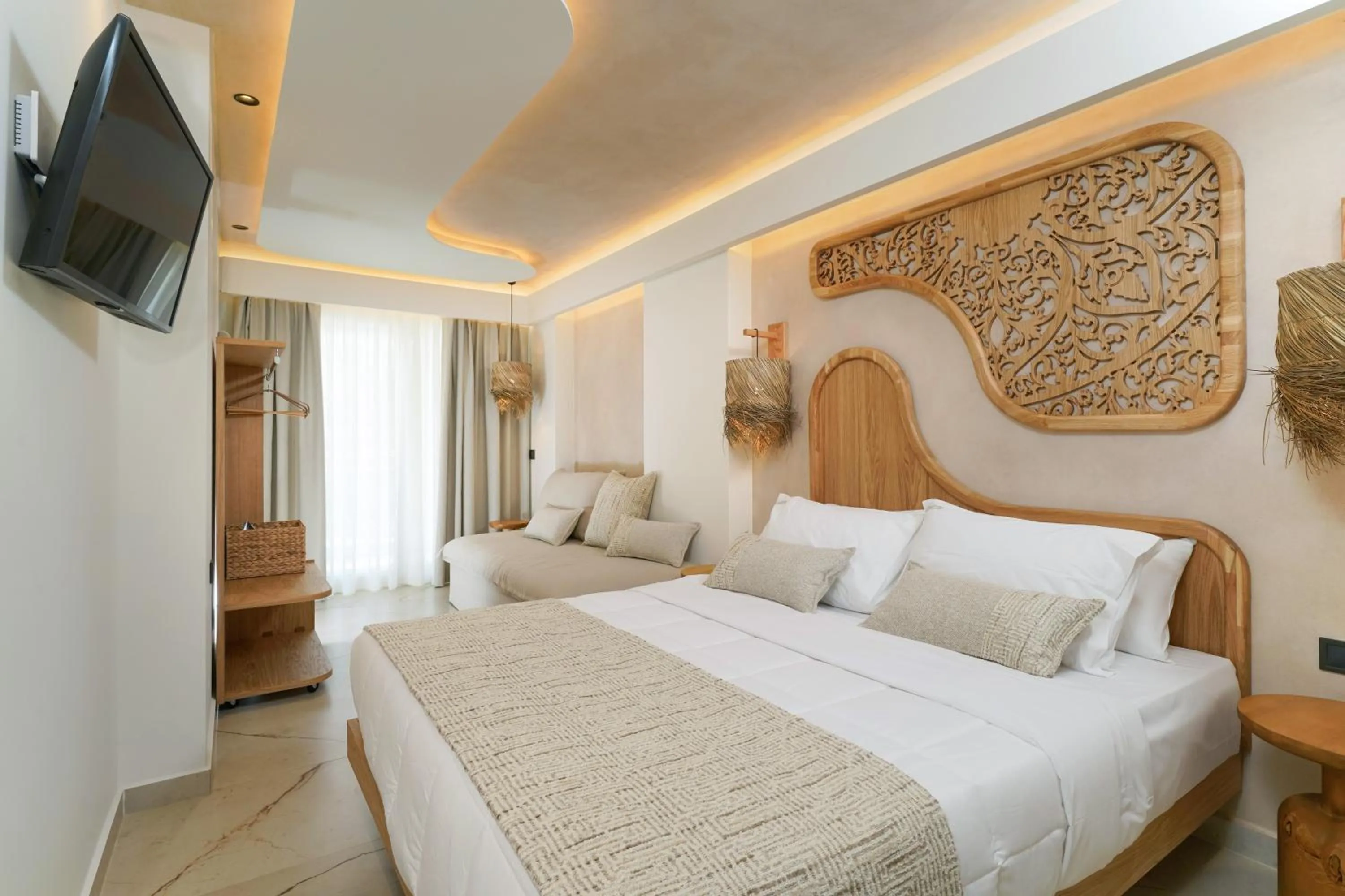 Bed in Lafeyra Apartments