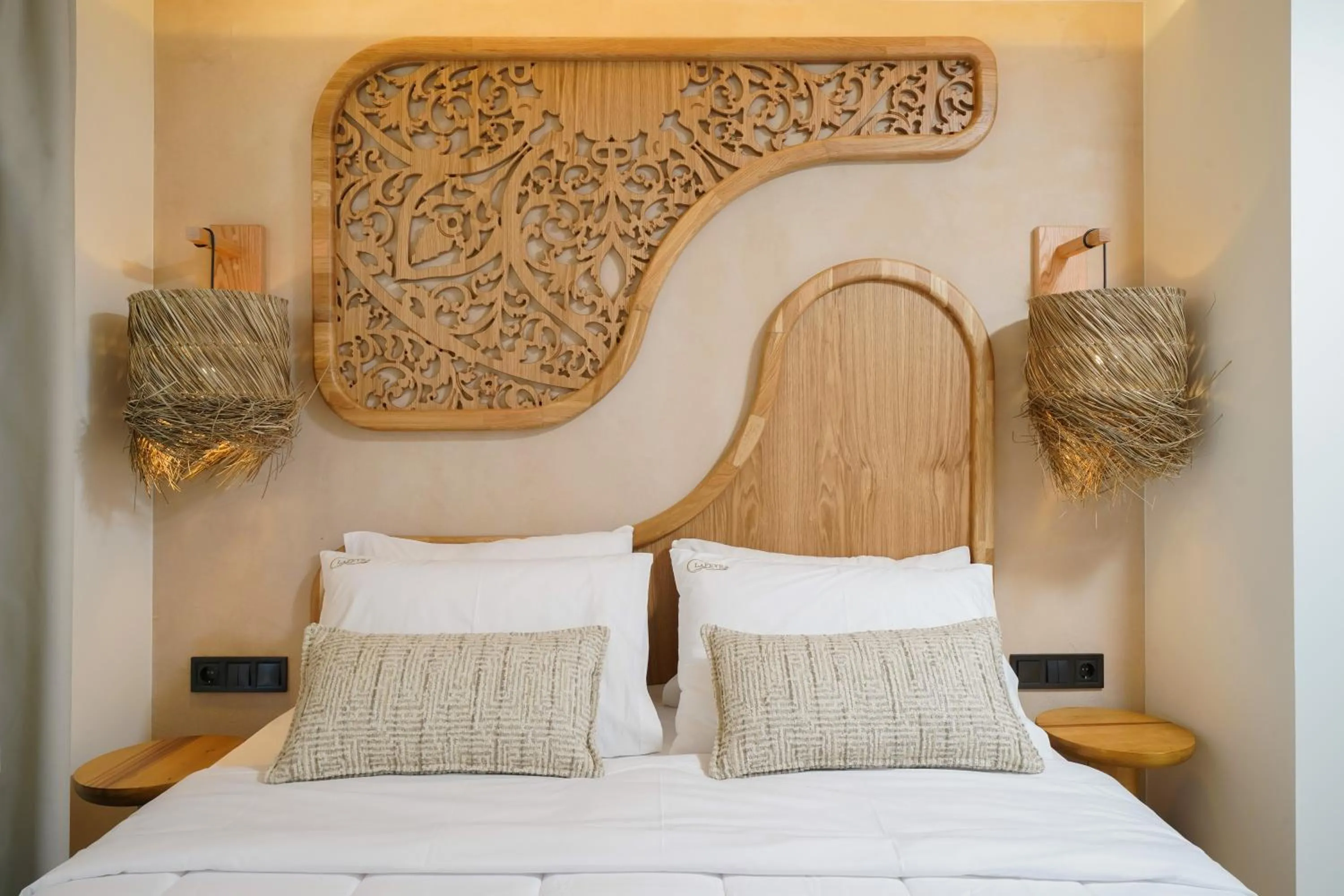 Bed in Lafeyra Apartments