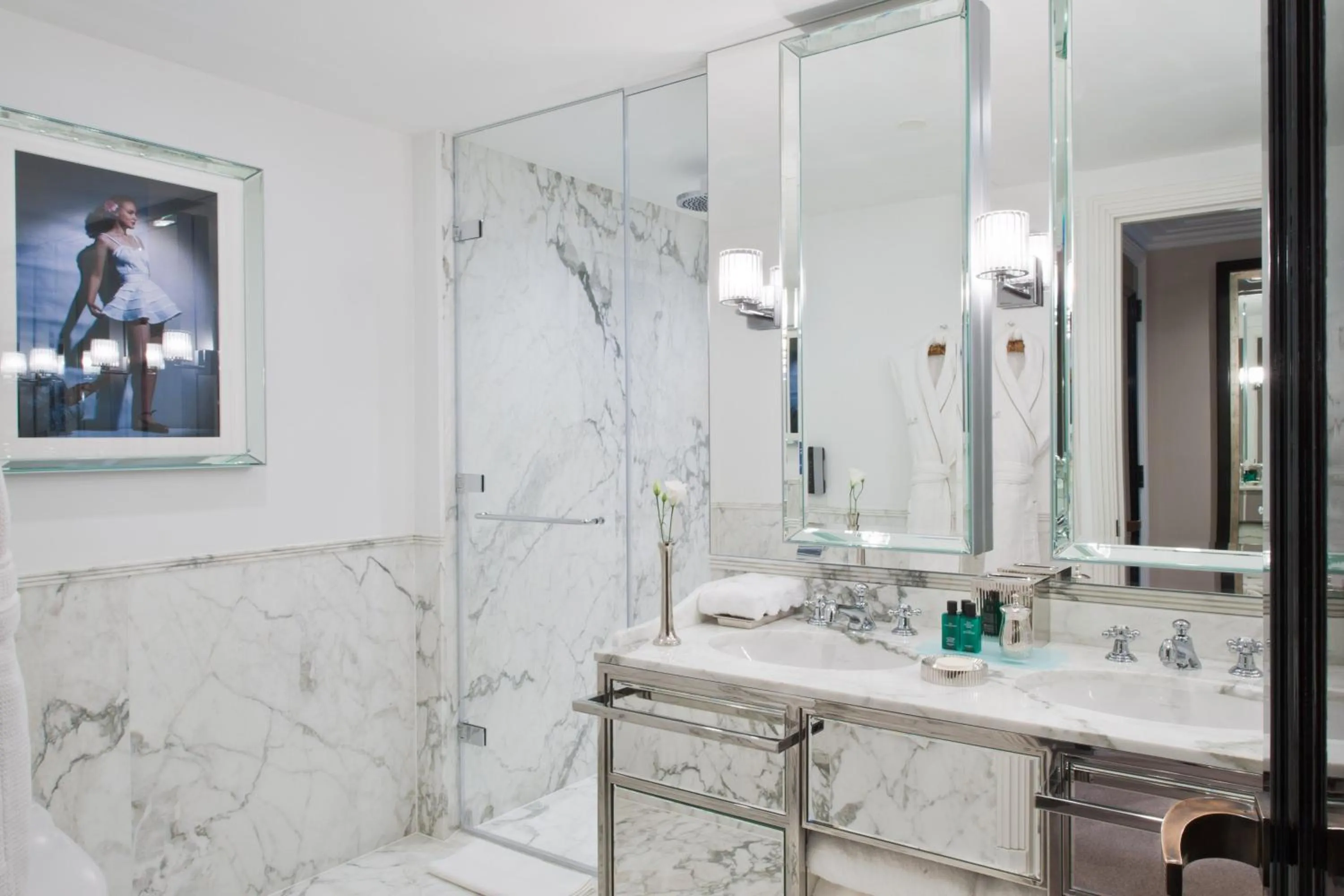 Bathroom in The Wellesley, a Luxury Collection Hotel, Knightsbridge, London