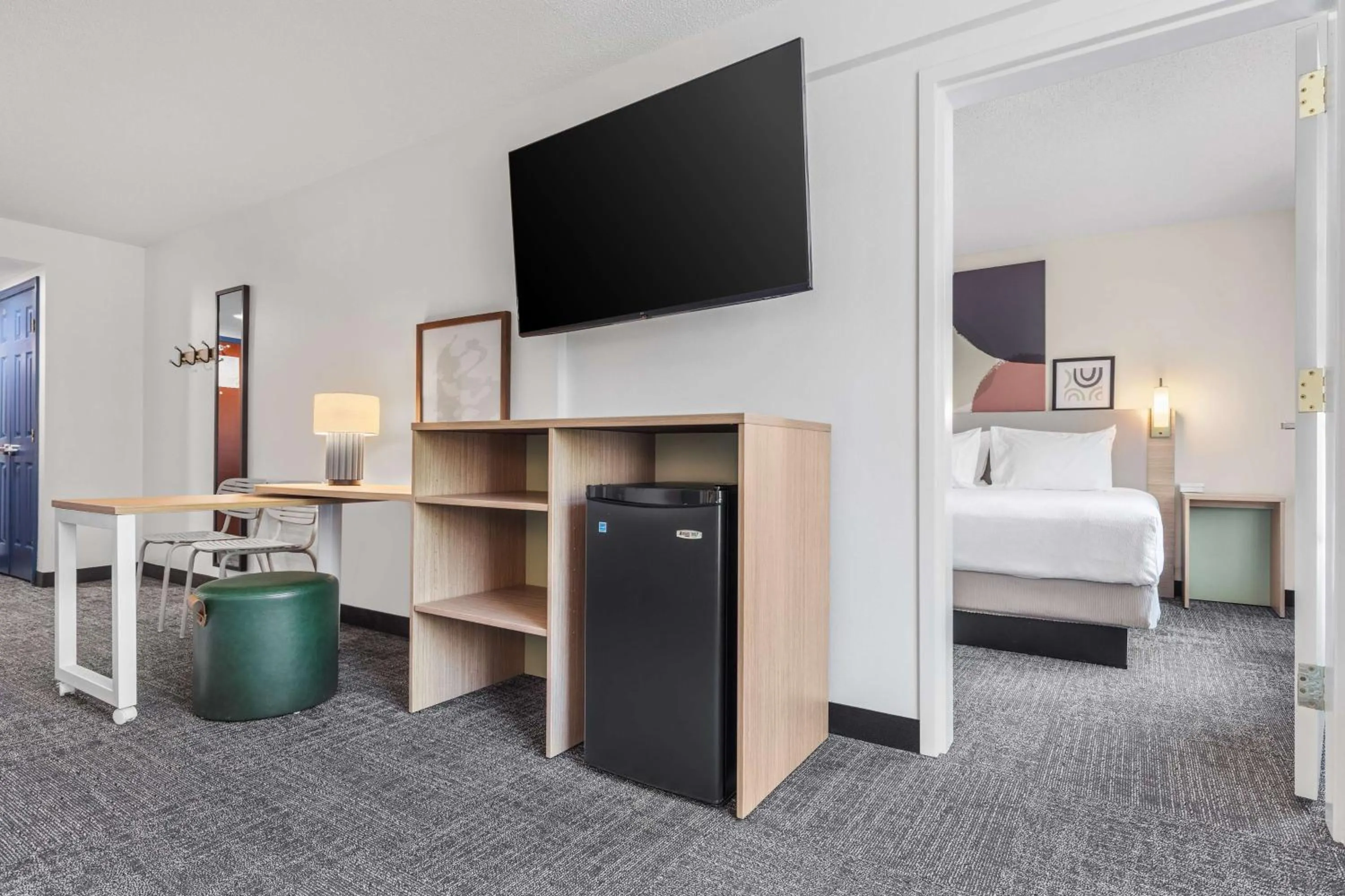 Bed in Spark By Hilton Charlotte Tyvola I-77