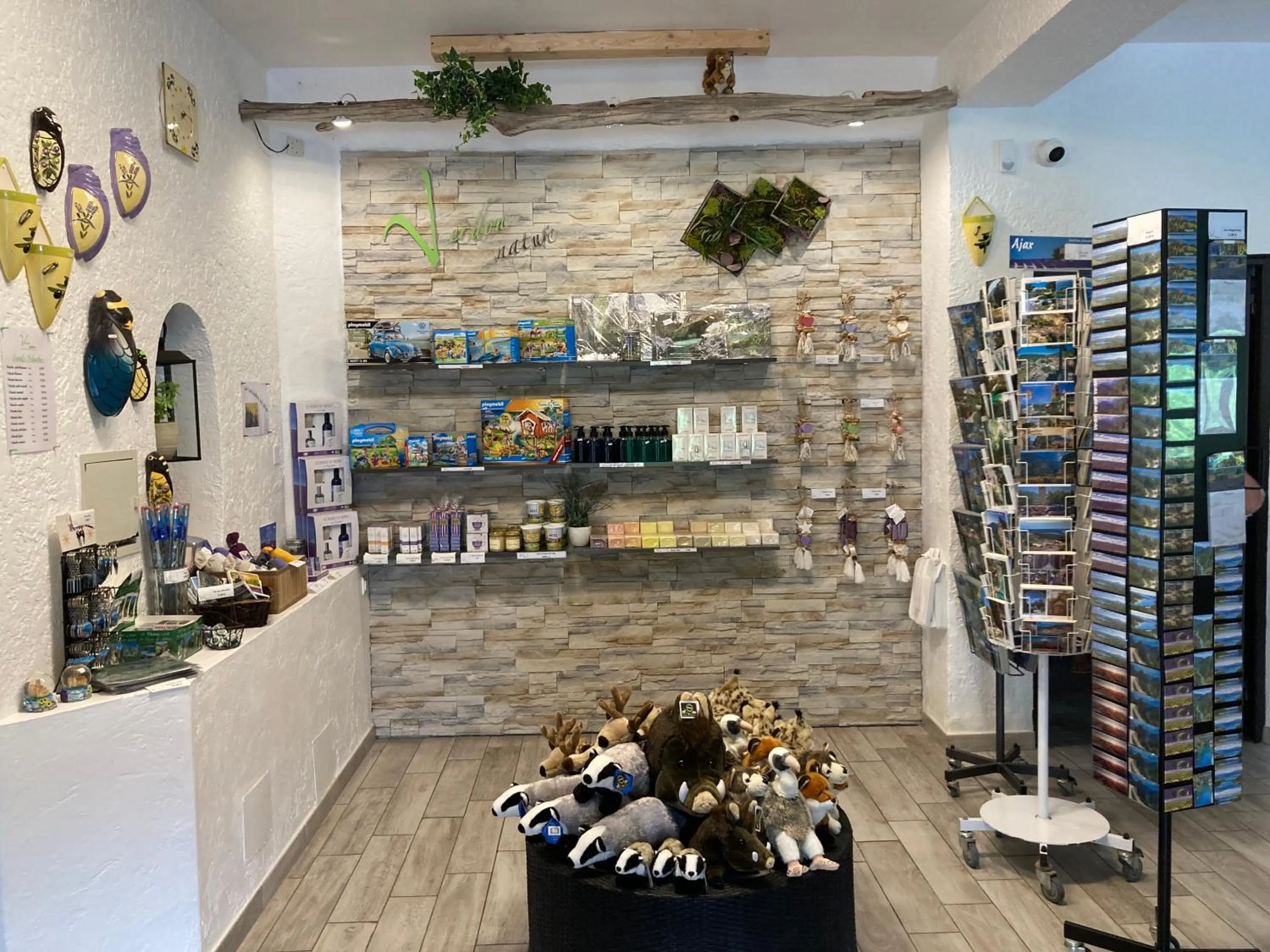 On-site shops in Hôtel Spa L'Ermitage