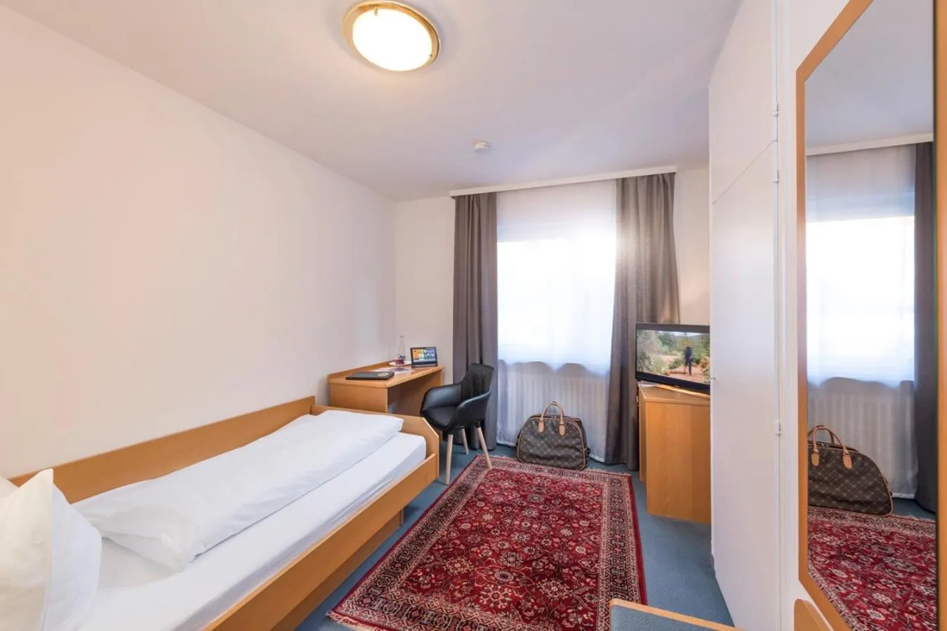 Photo of the whole room, Bed in Landgasthof Ochsen