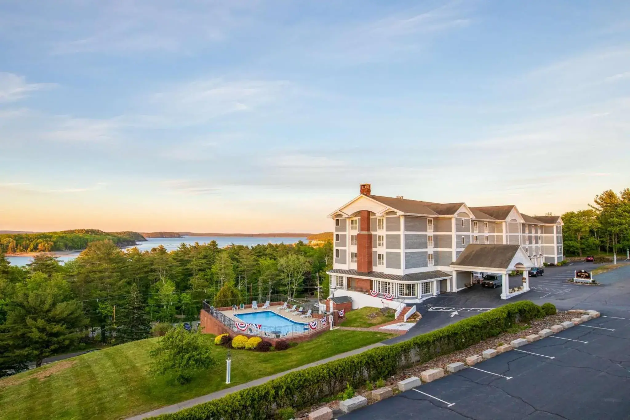 Bluenose Inn - Bar Harbor Collection Bluenose Inn - Bar Harbor Collection