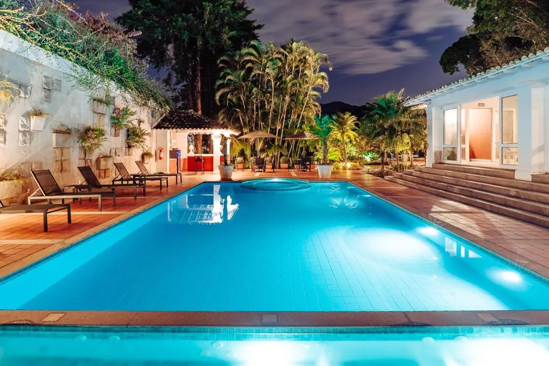 Night in Hotel Reggia Catarina