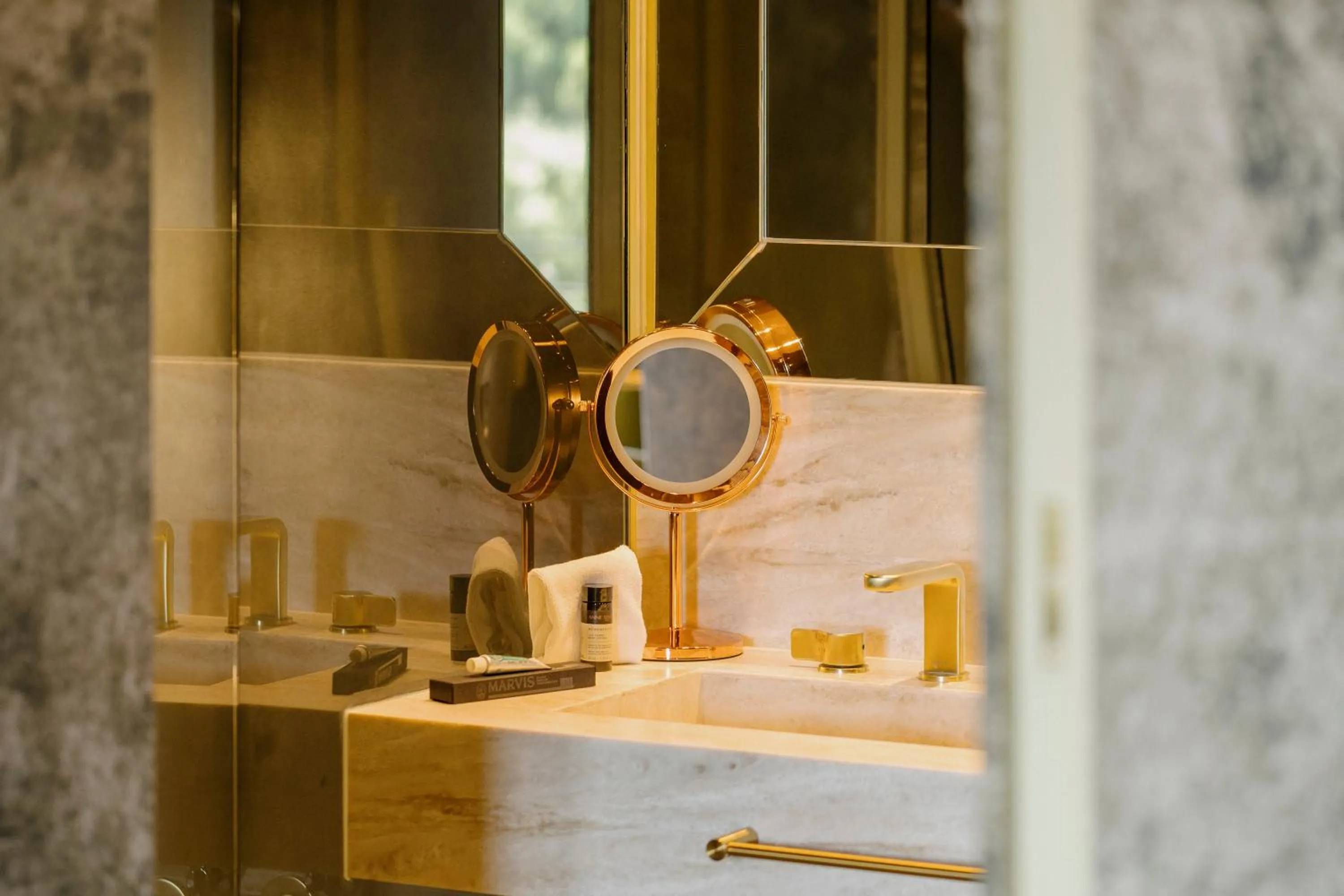 Toilet in Vila Foz Hotel & SPA - member of Design Hotels