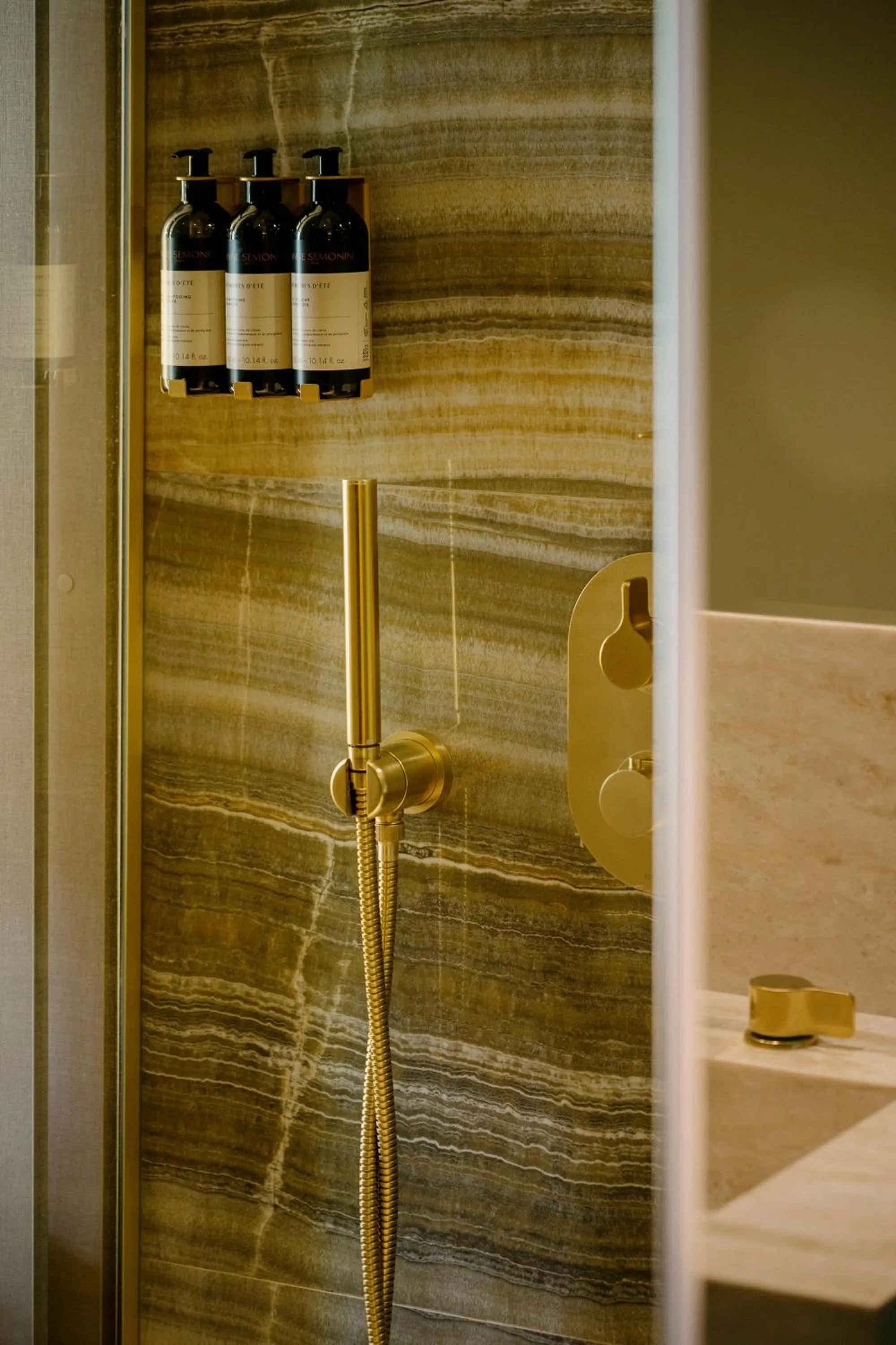 Bathroom in Vila Foz Hotel & SPA