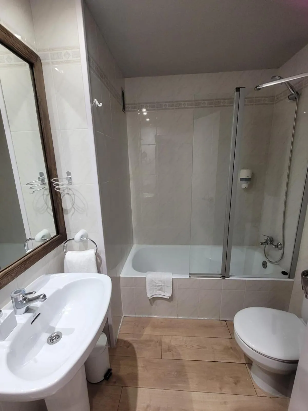 Bathroom in Hotel Ribaeta