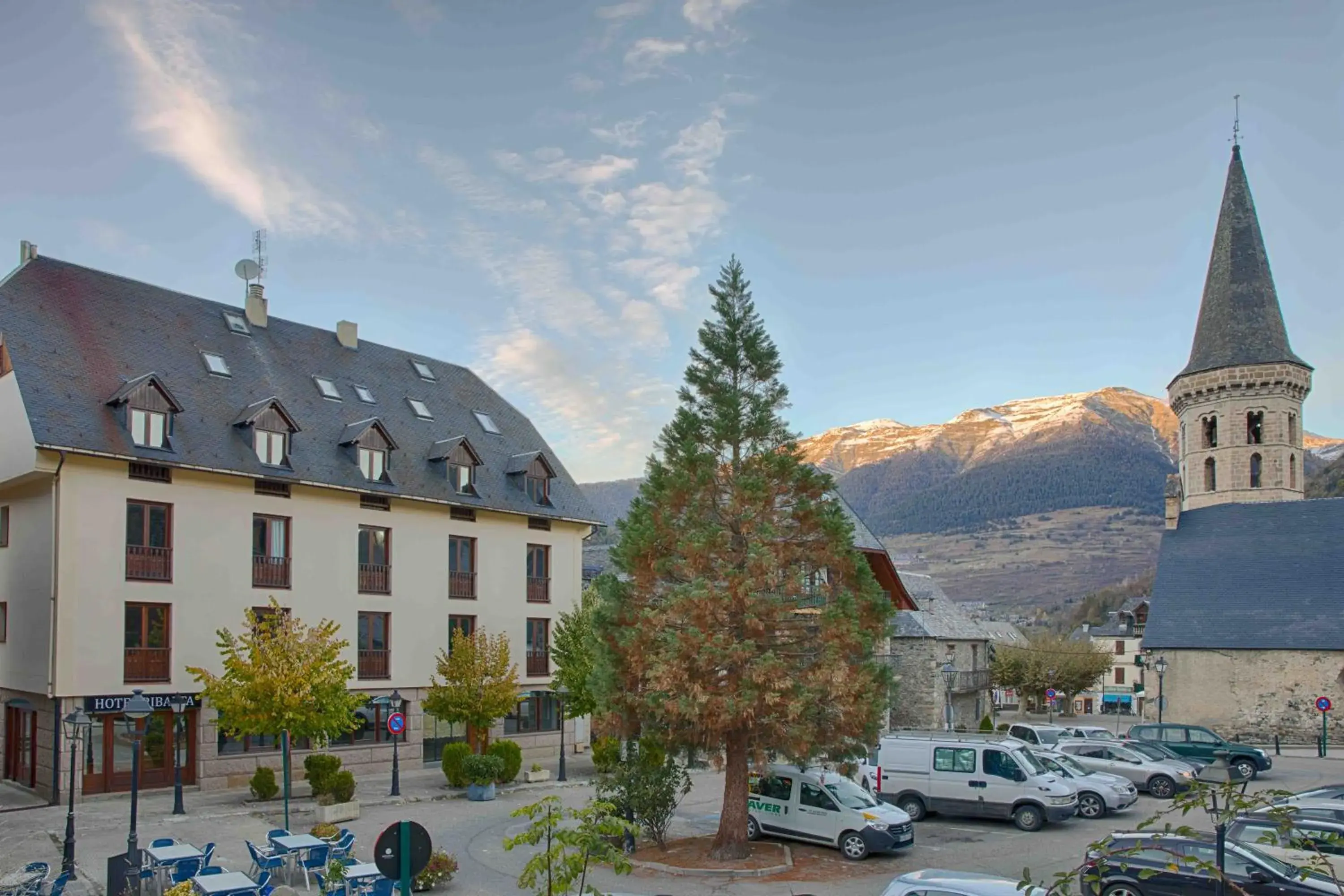 Hotel Ribaeta Hotel Ribaeta