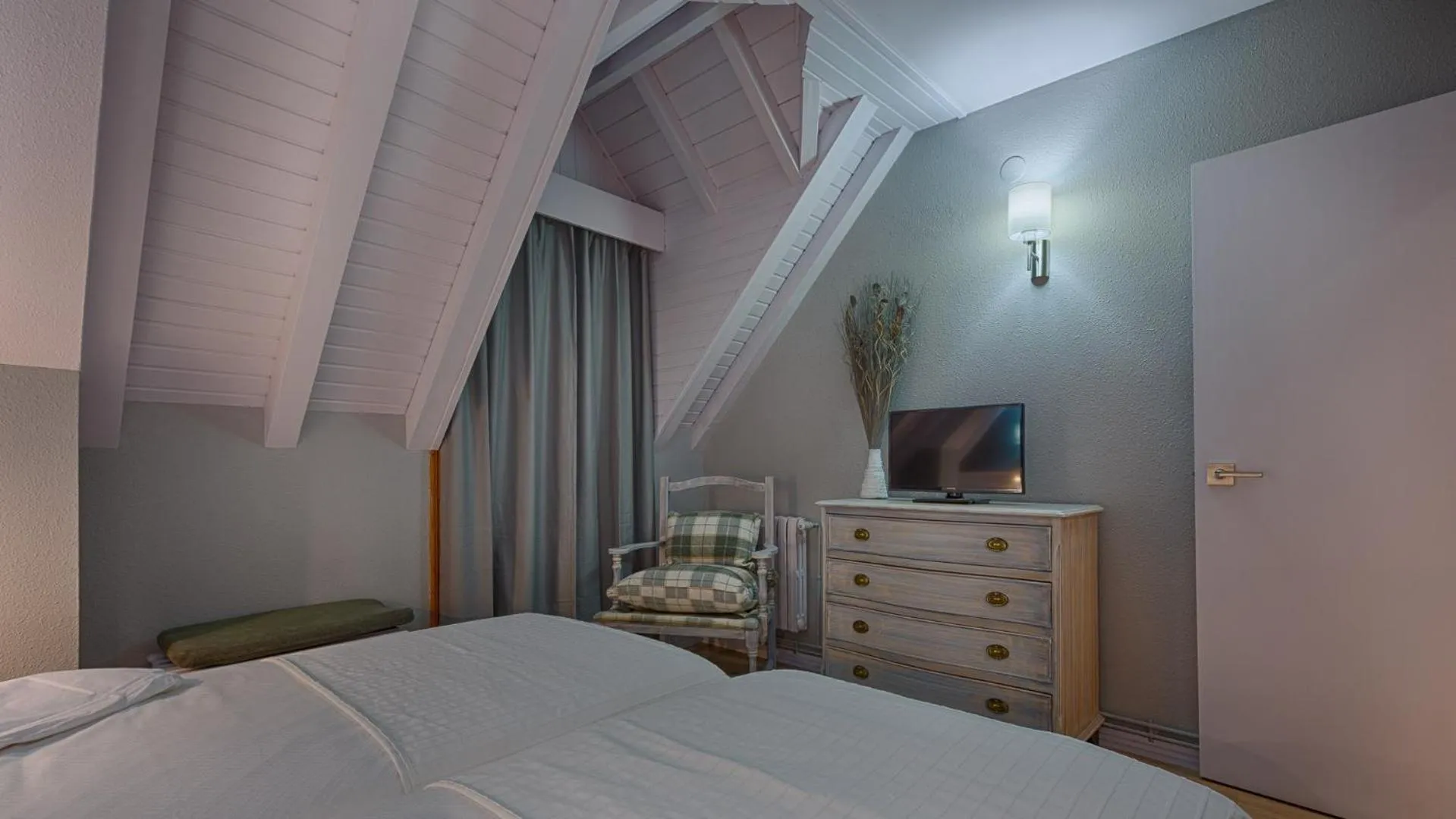 Bedroom, Bed in Hotel Ribaeta