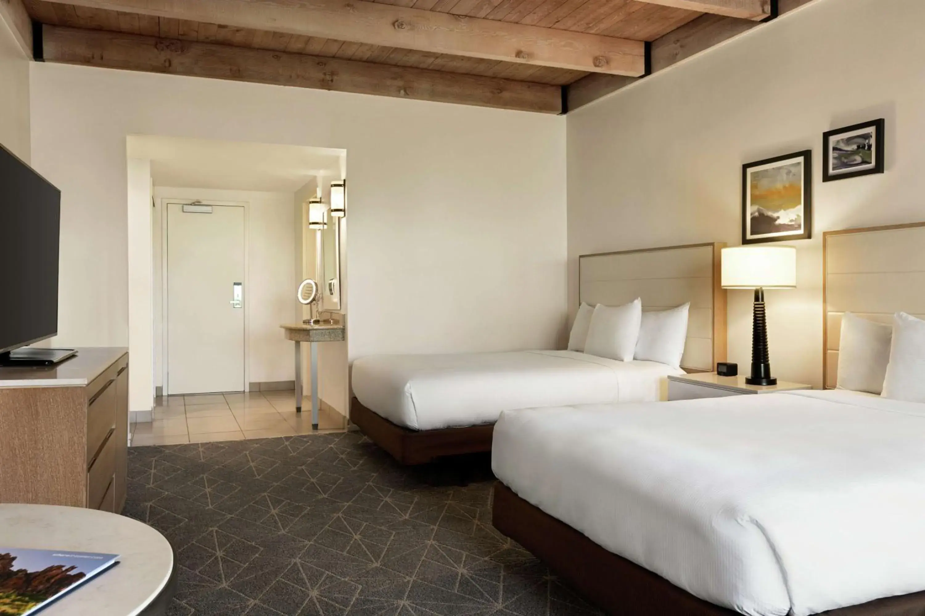 Bed in DoubleTree by Hilton Paradise Valley Resort Scottsdale Bed in DoubleTree by Hilton Paradise Valley Resort Scottsdale