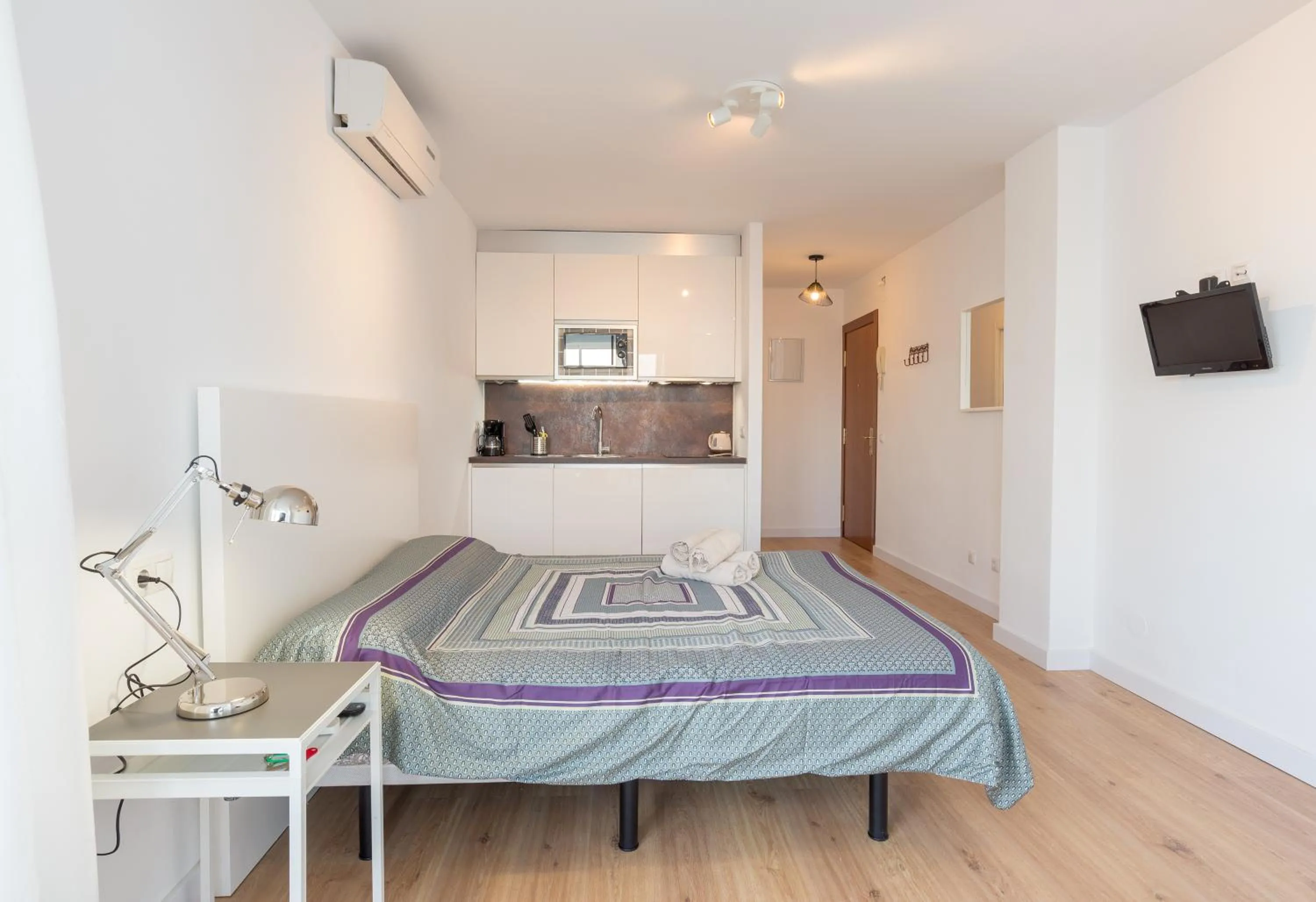 Bed in Estudio Candado Beach