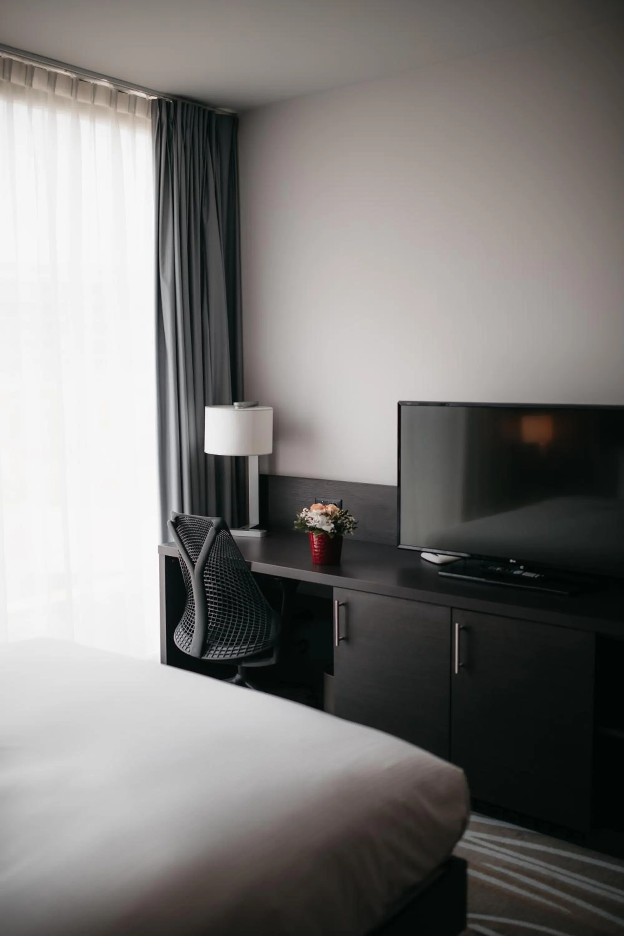 TV and multimedia, Bed in IIP Apartments - Self Check-In