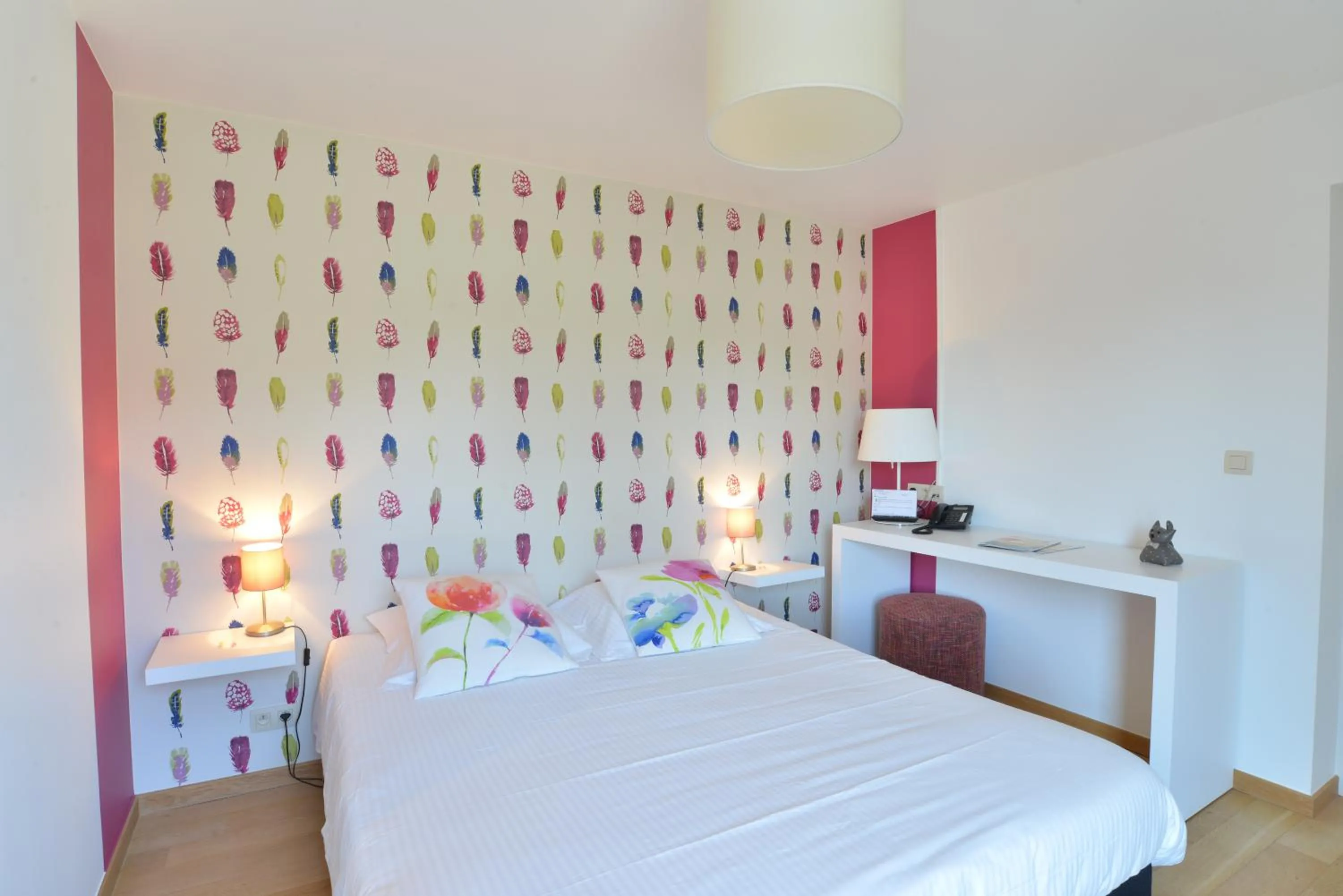 Bed in Durbuy Ô Restaurant Hotel Recharge Electric Car