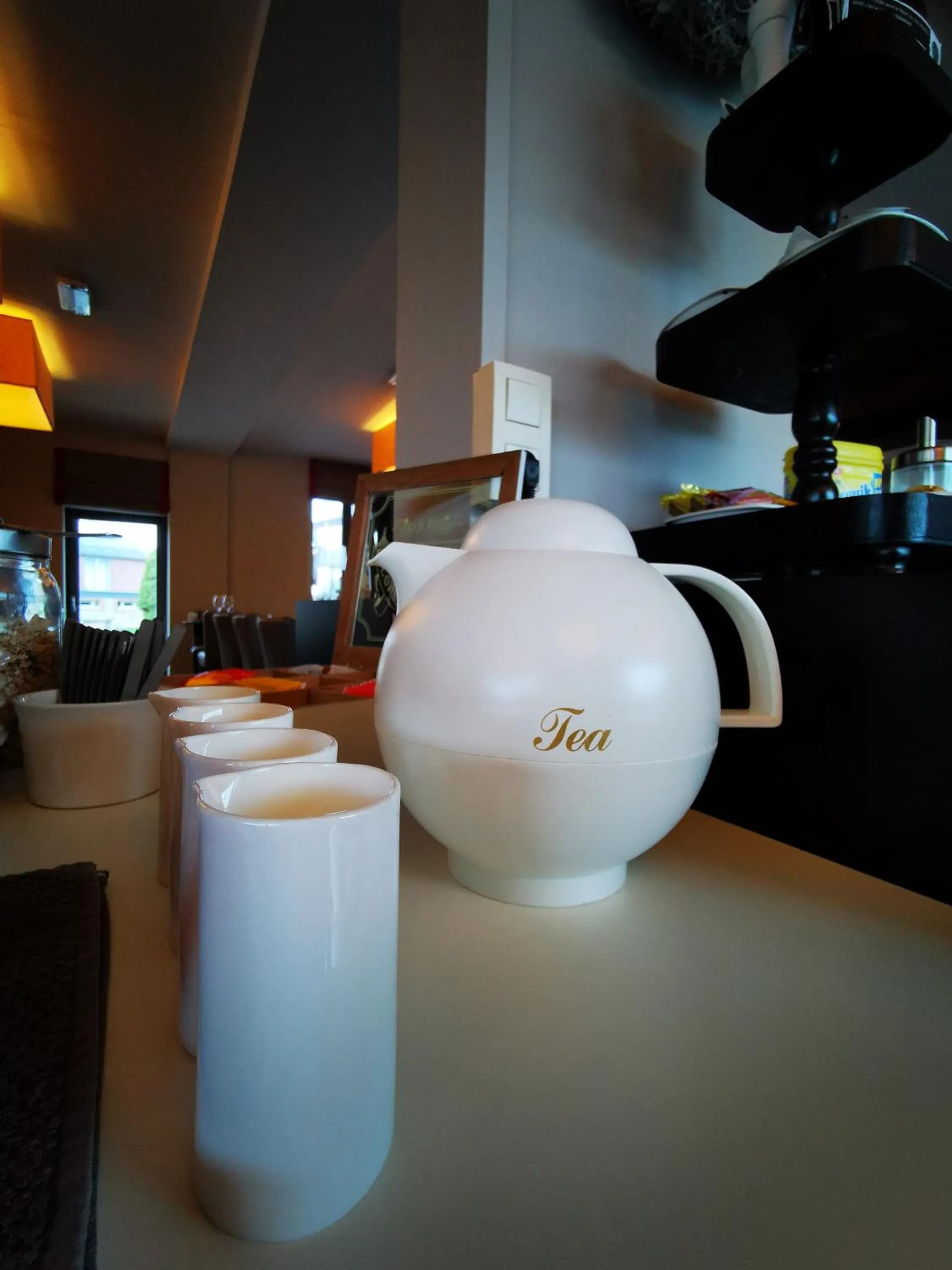 Breakfast in Durbuy Ô Restaurant Hotel Recharge Electric Car