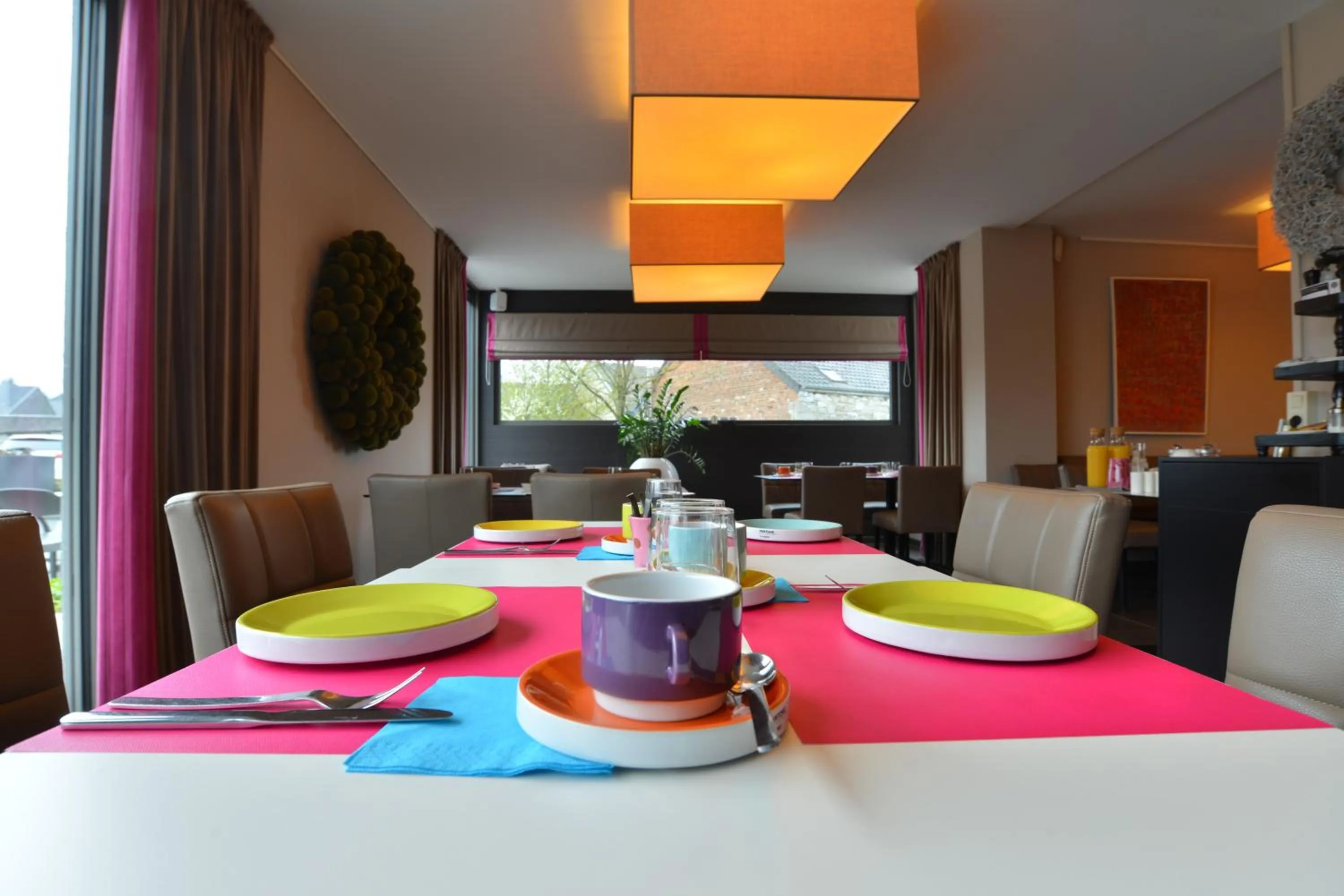 Buffet breakfast in Durbuy Ô Restaurant Hotel Recharge Electric Car