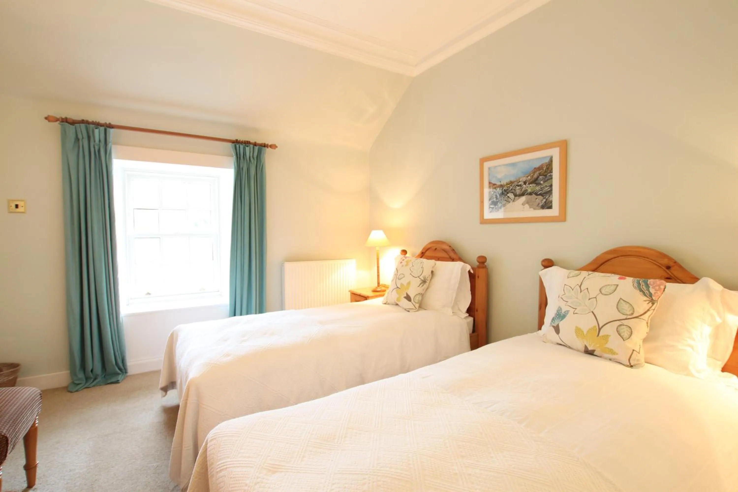 Bed in The Colonsay Hotel