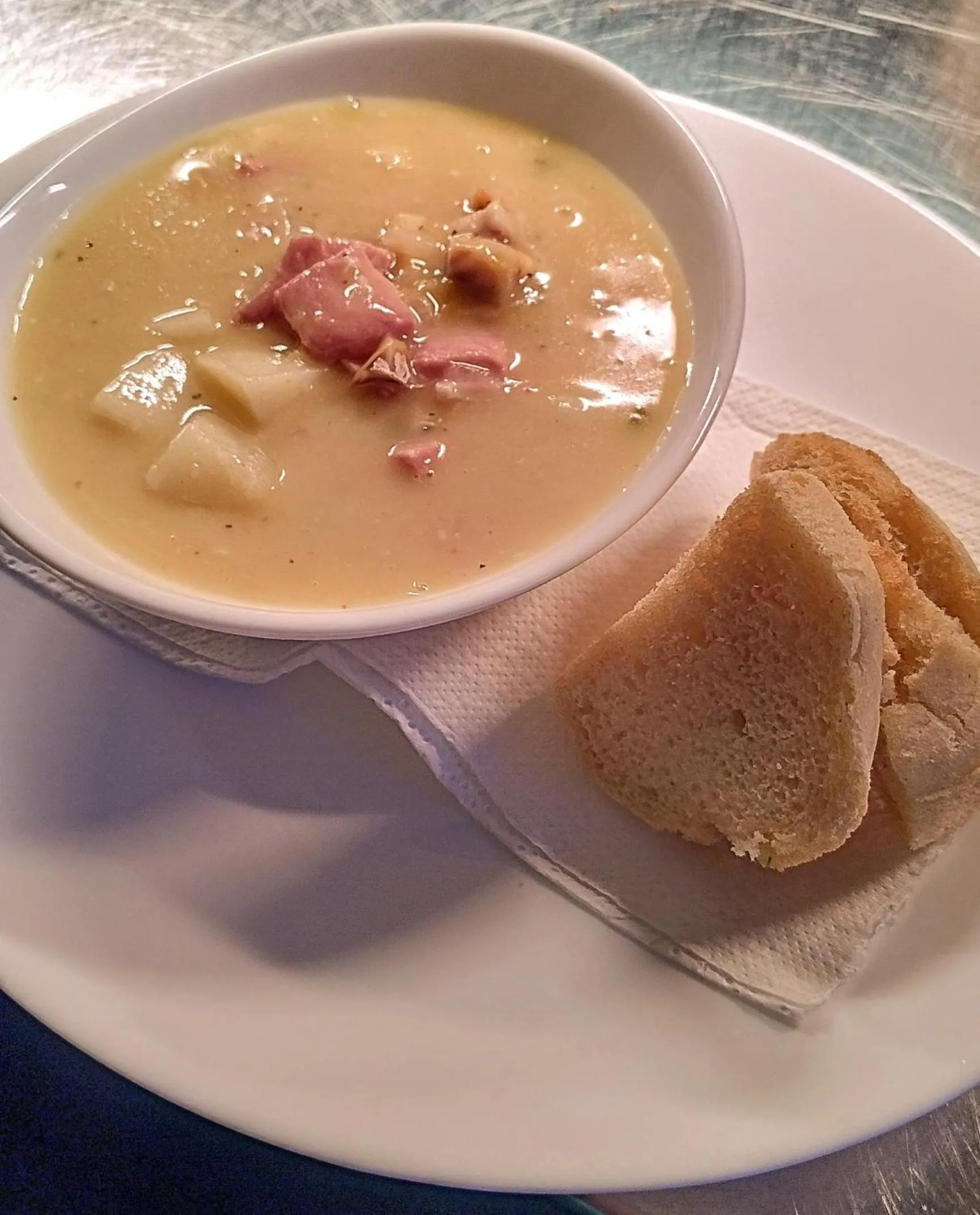 Dinner in The Colonsay Hotel