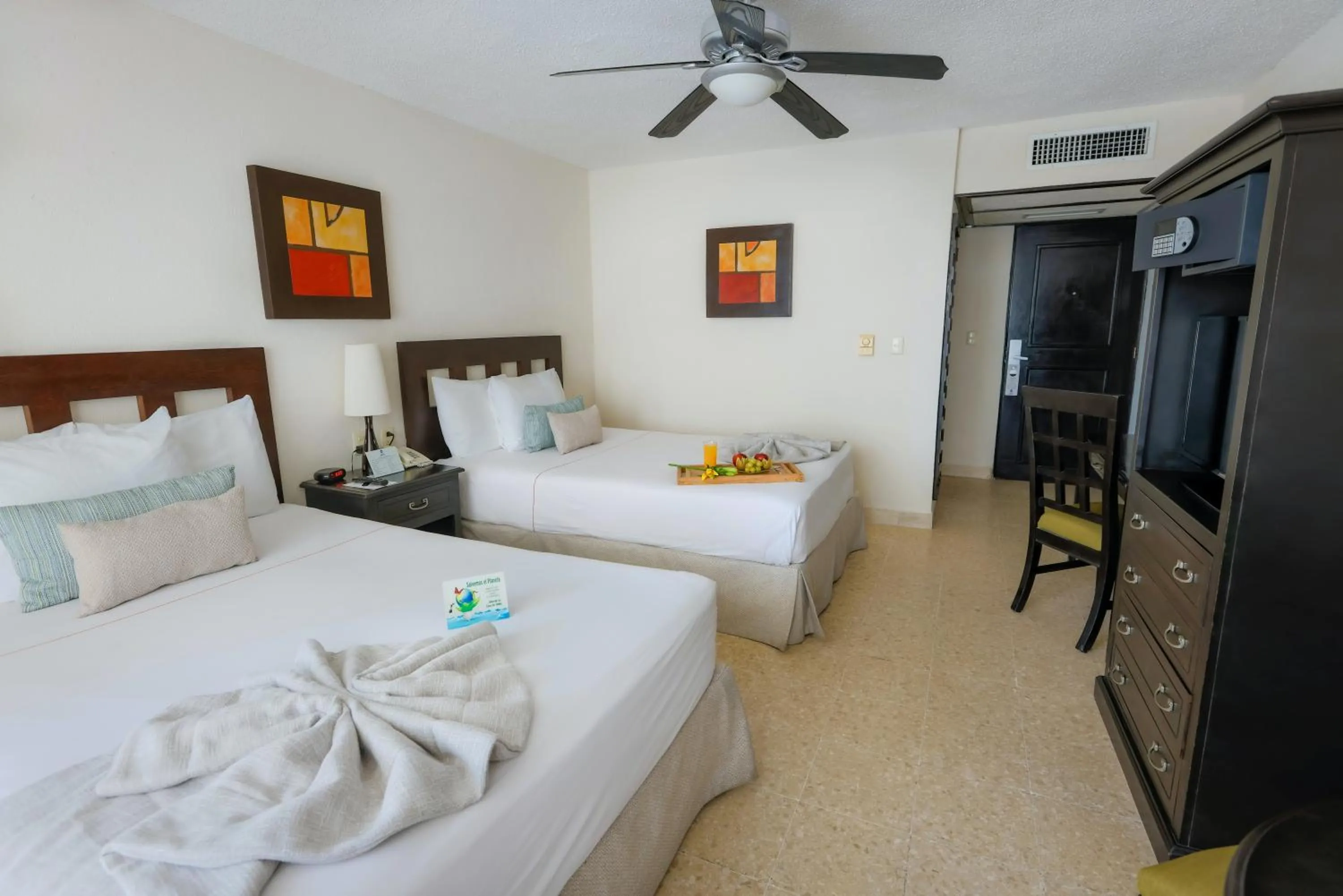 Bed in Best Western Hotel Posada Freeman Zona Dorada