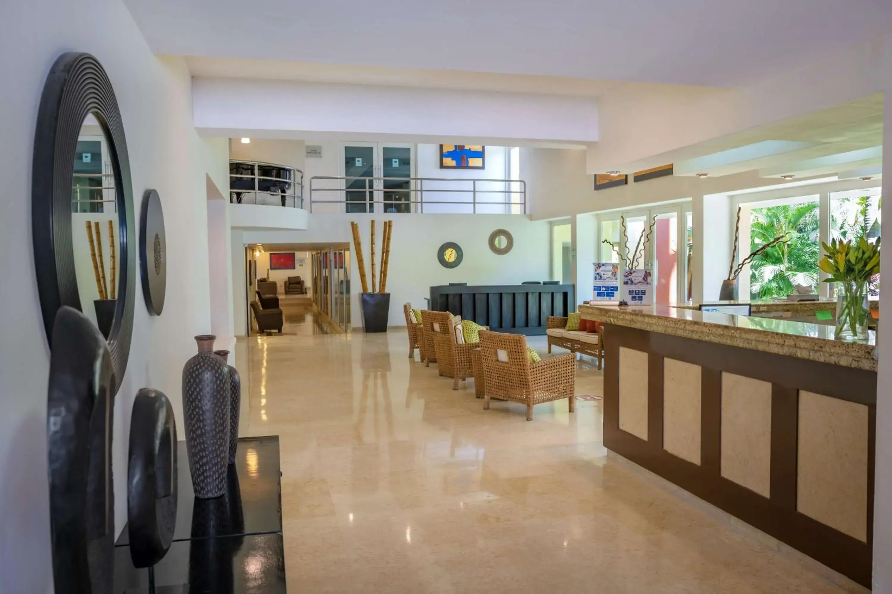 Lobby or reception in Best Western Hotel Posada Freeman Zona Dorada Lobby or reception in Best Western Hotel Posada Freeman Zona Dorada