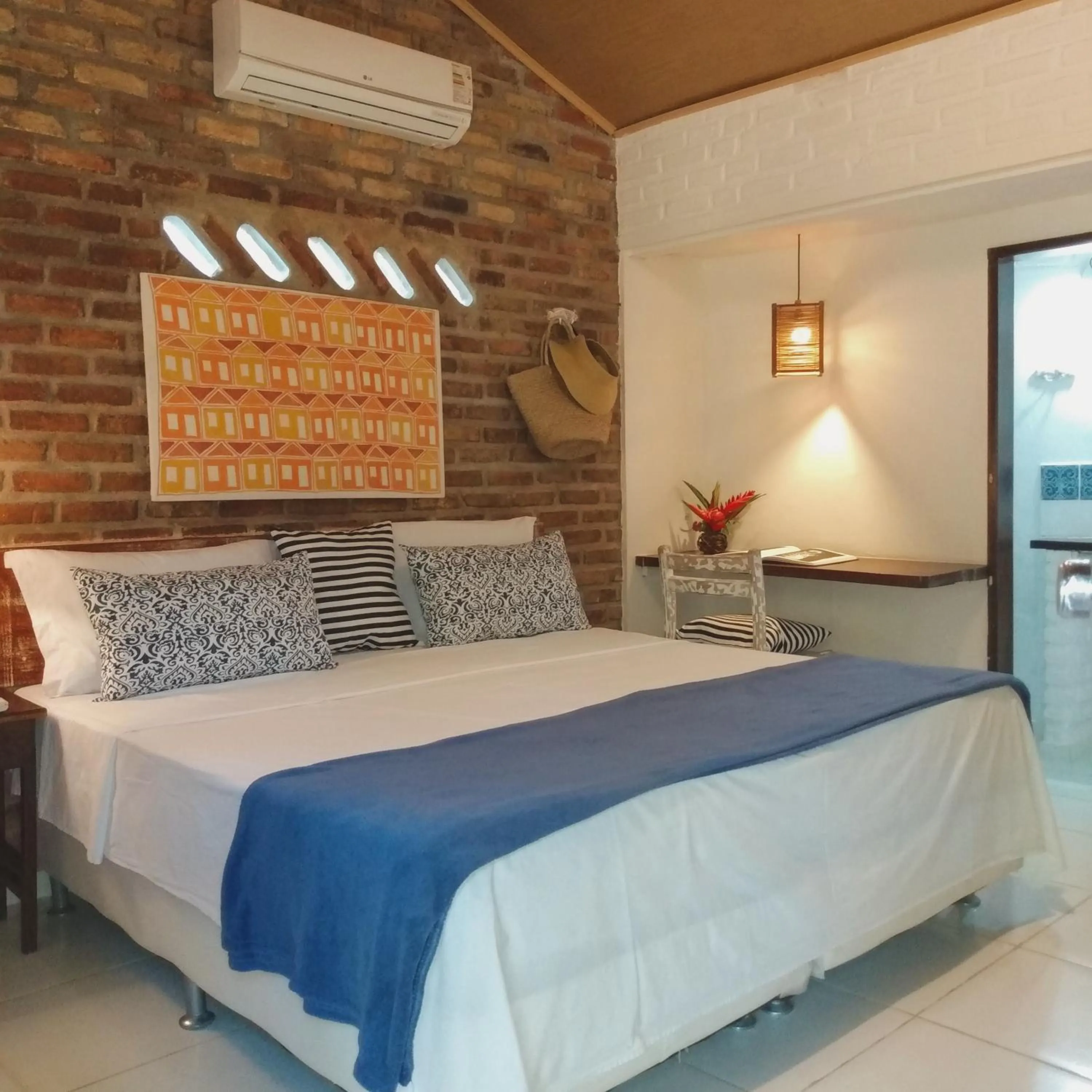 Bed in Pousada Atlântida