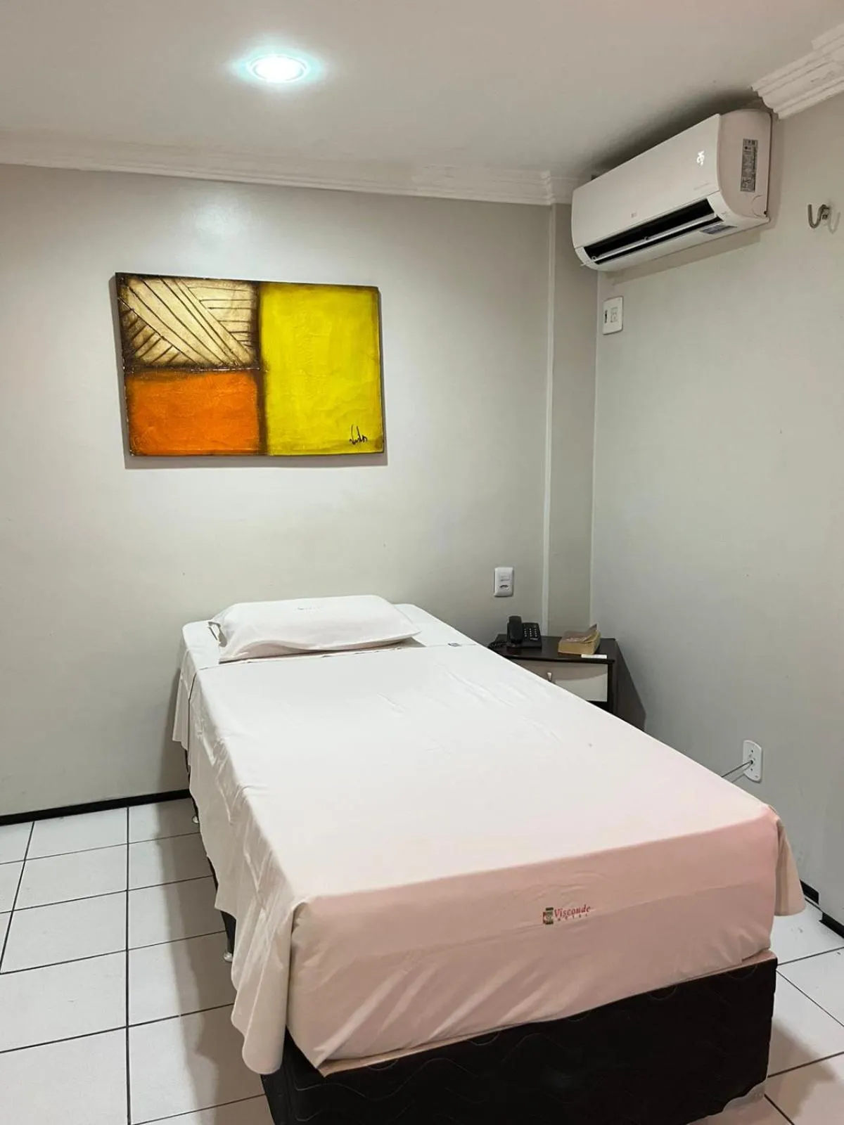 Bed in Hotel Visconde