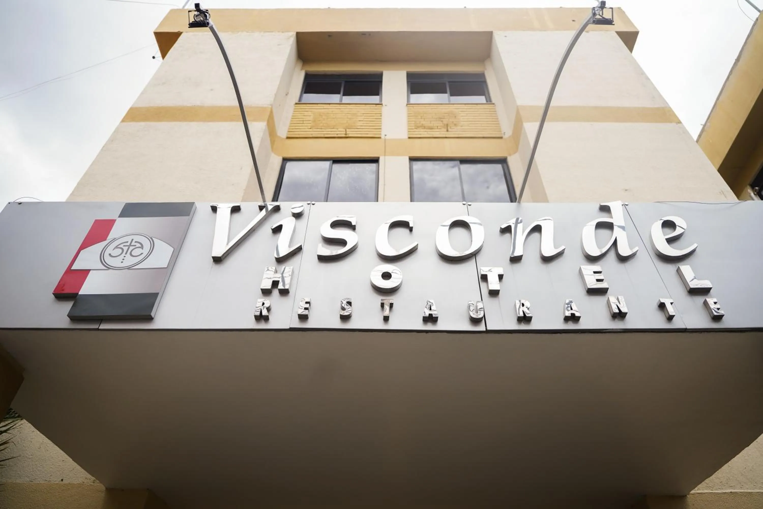 Facade/entrance in Hotel Visconde