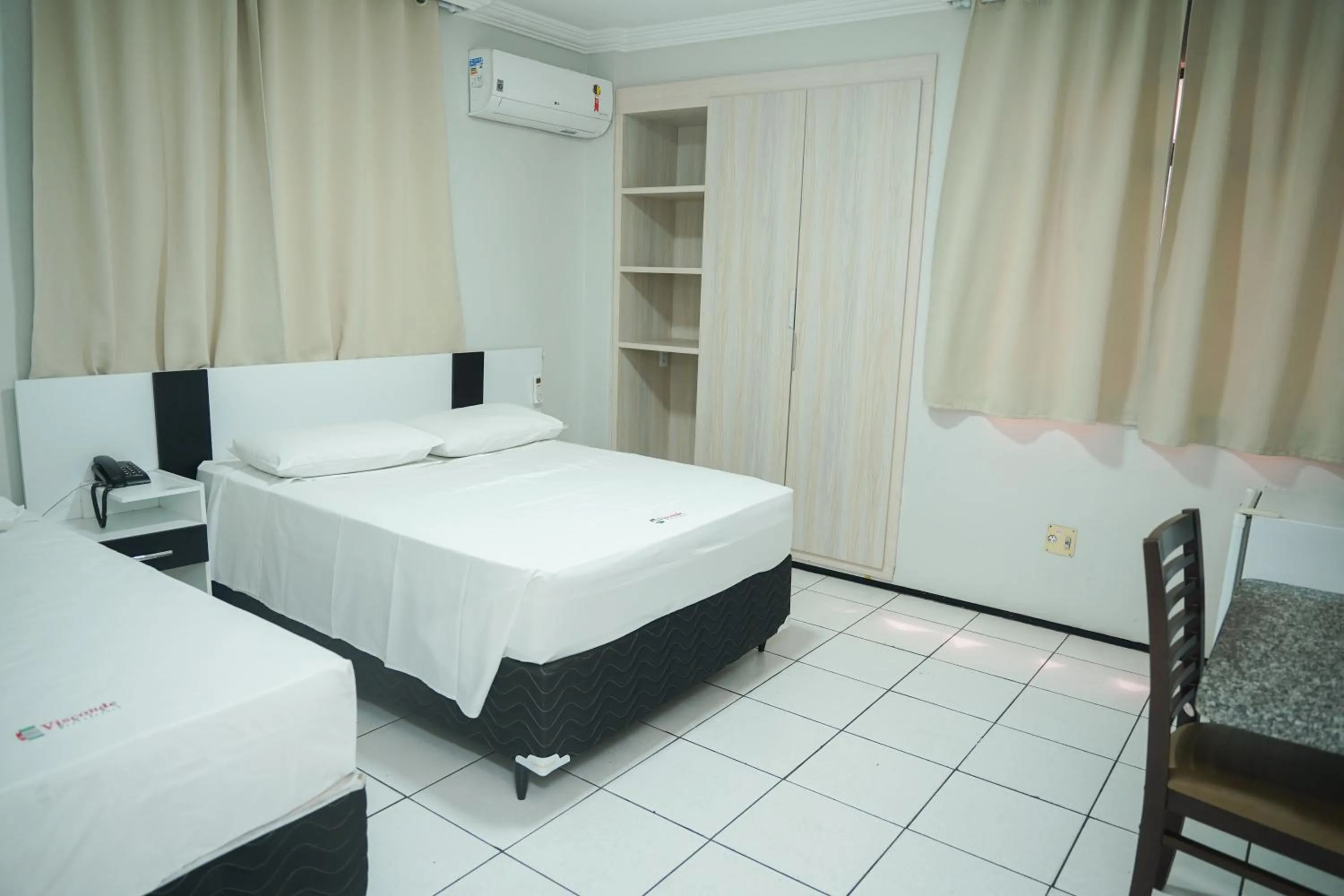 Bed in Hotel Visconde