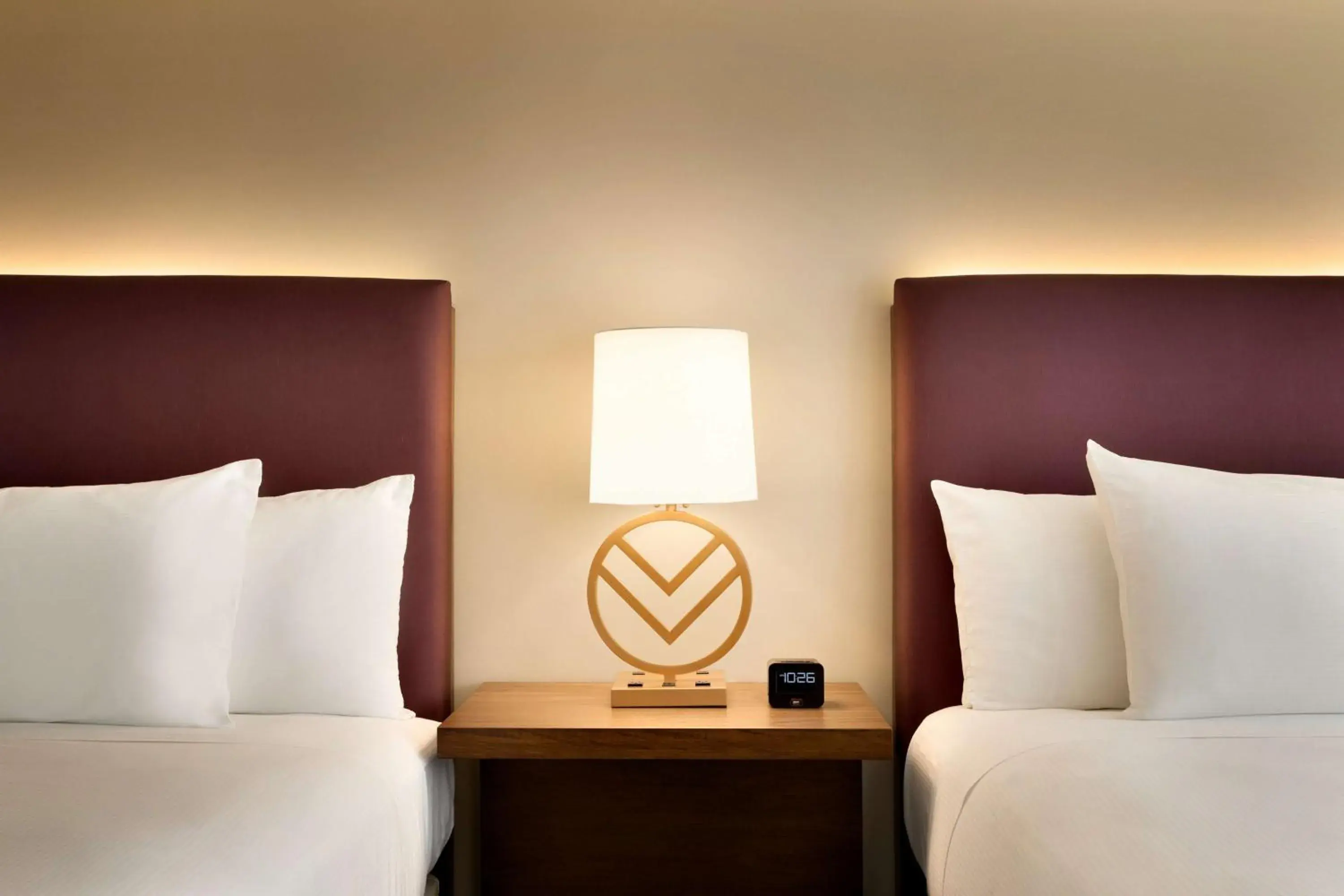 Bed in Embassy Suites by Hilton Phoenix Downtown North Bed in Embassy Suites by Hilton Phoenix Downtown North