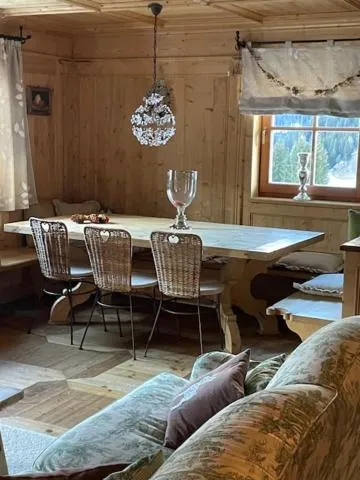 Nei Y Suredl NeveSole