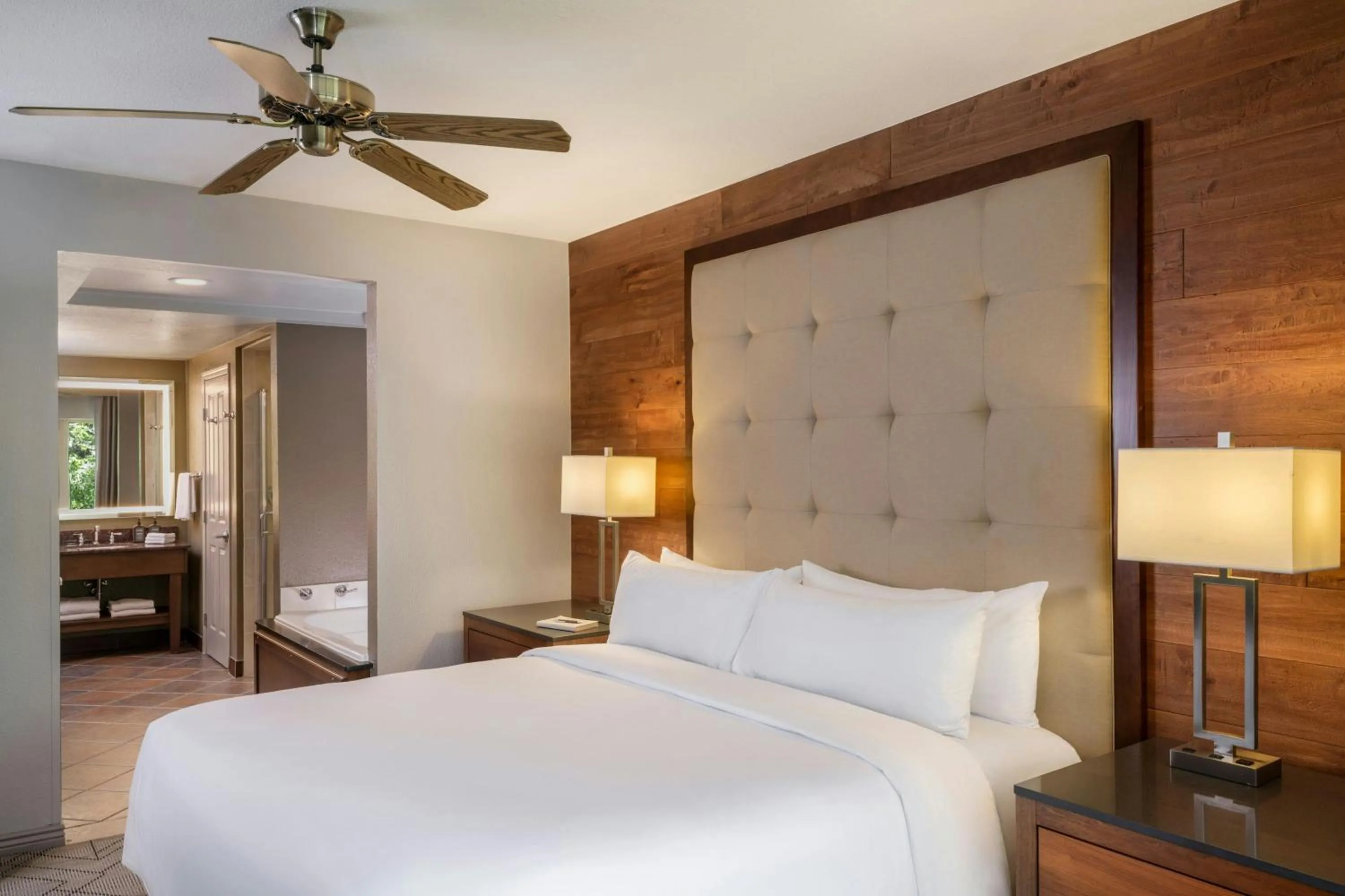 Bedroom, Bed in Sheraton Lakeside Terrace Villas at Mountain Vista, Avon, Vail Valley