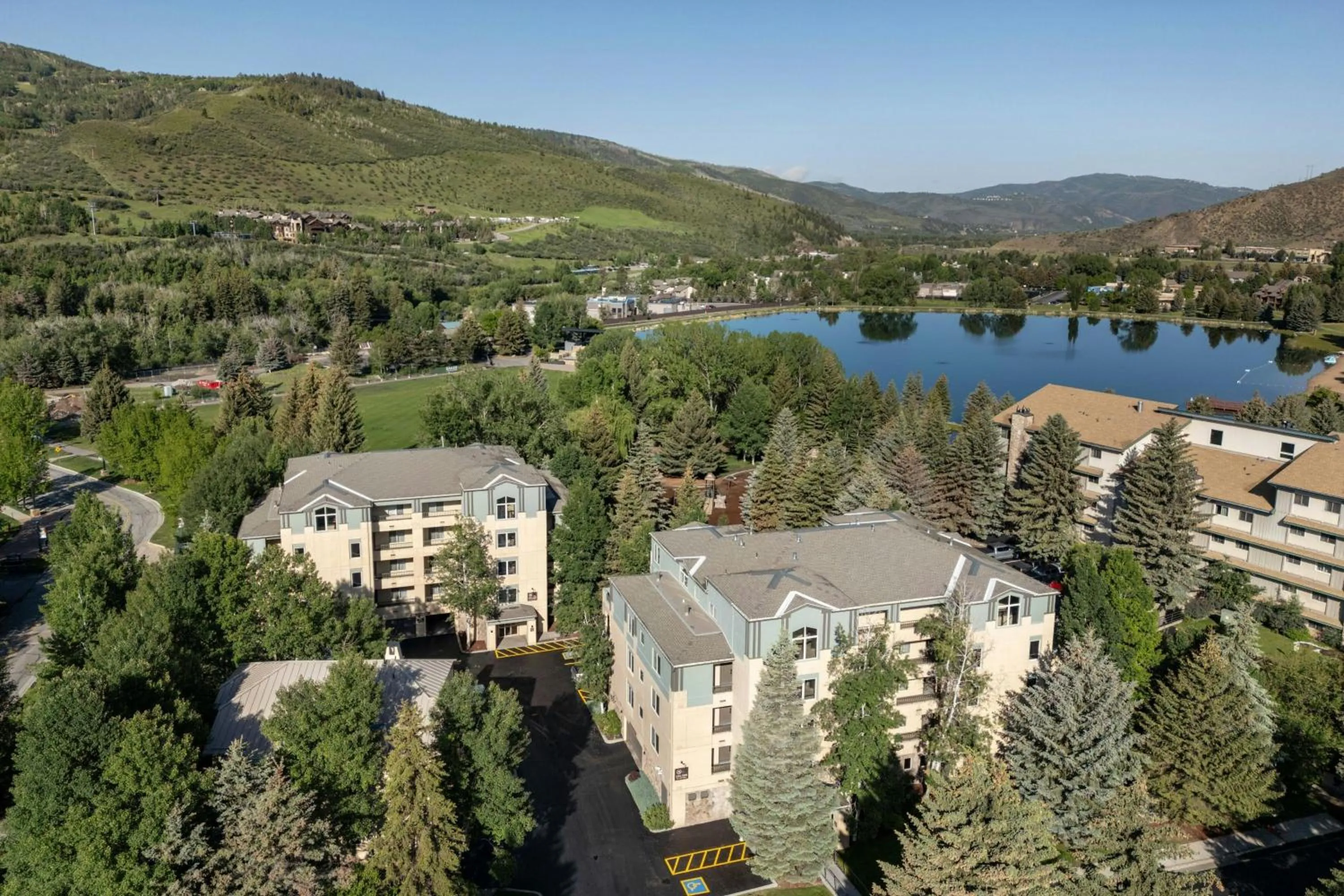 Property building in Sheraton Lakeside Terrace Villas at Mountain Vista, Avon, Vail Valley
