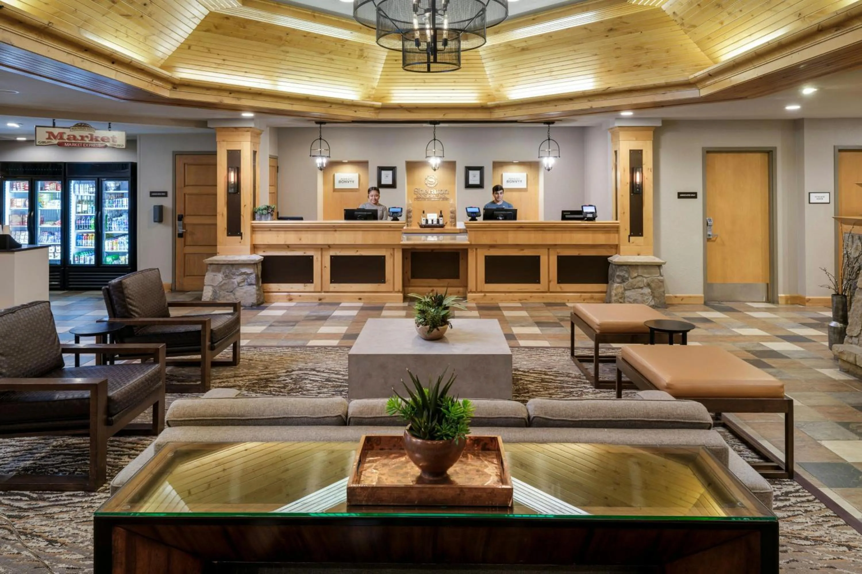 Lobby or reception in Sheraton Lakeside Terrace Villas at Mountain Vista, Avon, Vail Valley