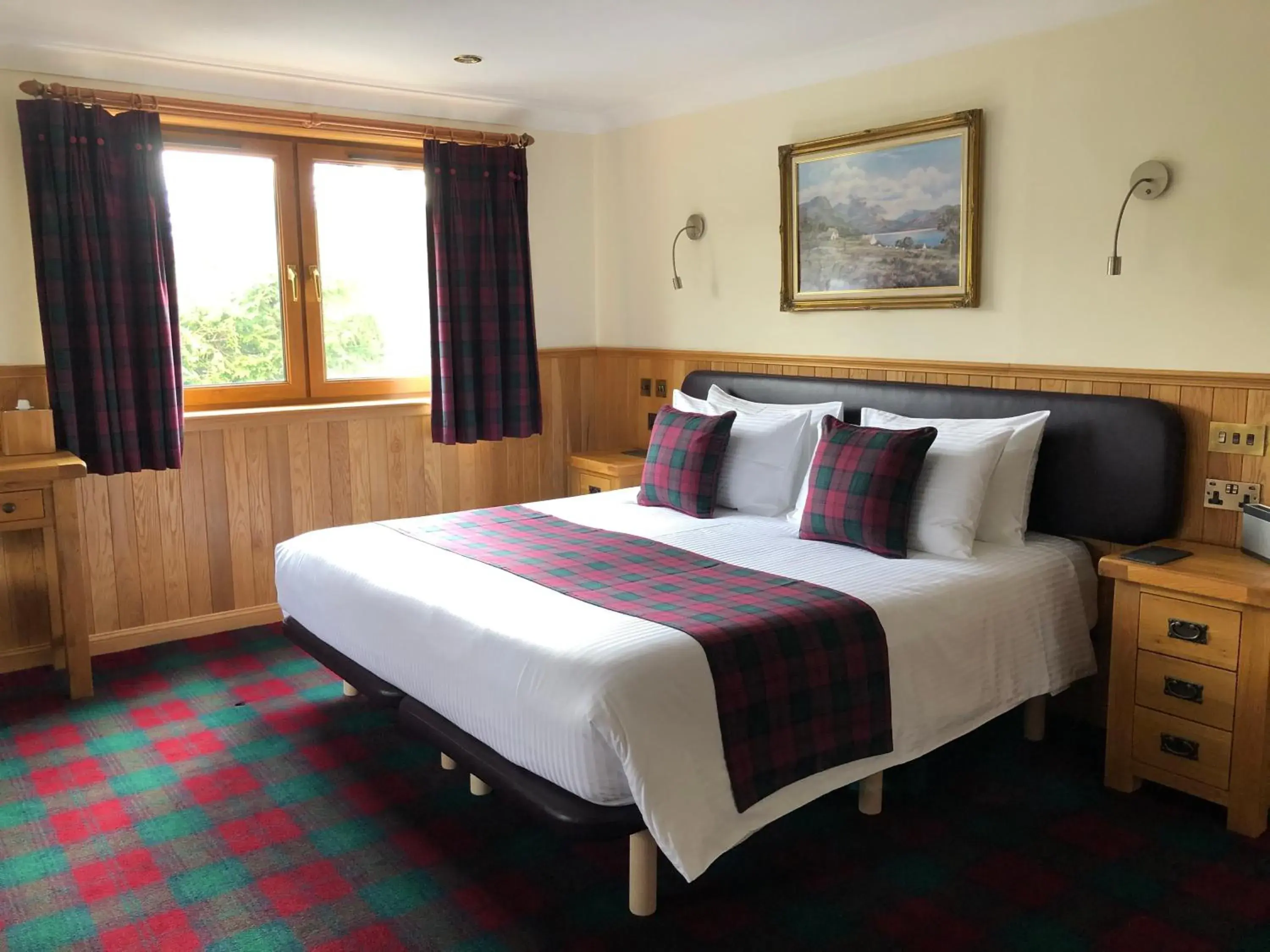 Bedroom, Bed in Binnilidh Mhor B&B Bedroom, Bed in Binnilidh Mhor B&B