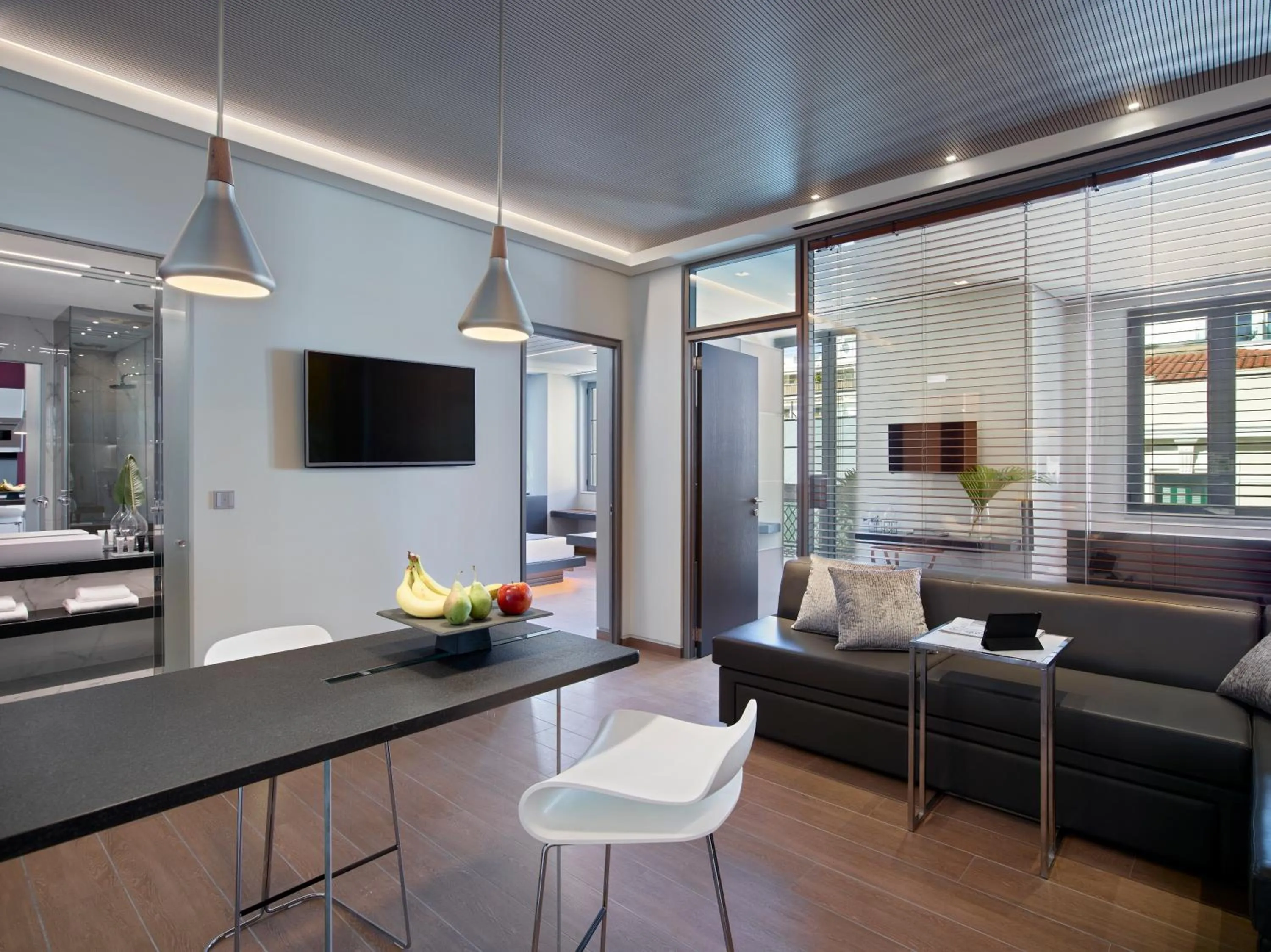 TV and multimedia in Athens Ikon