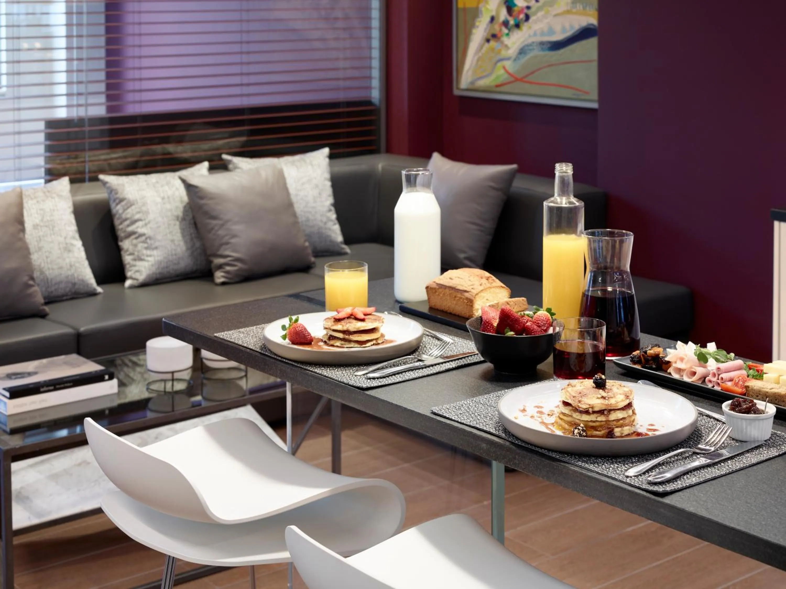 Breakfast in Athens Ikon