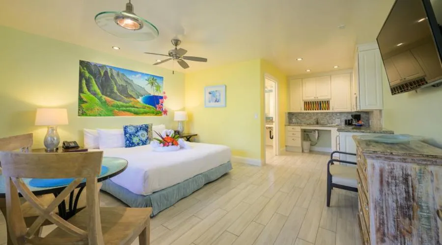 Bed in Ocean Palms Beach Resort