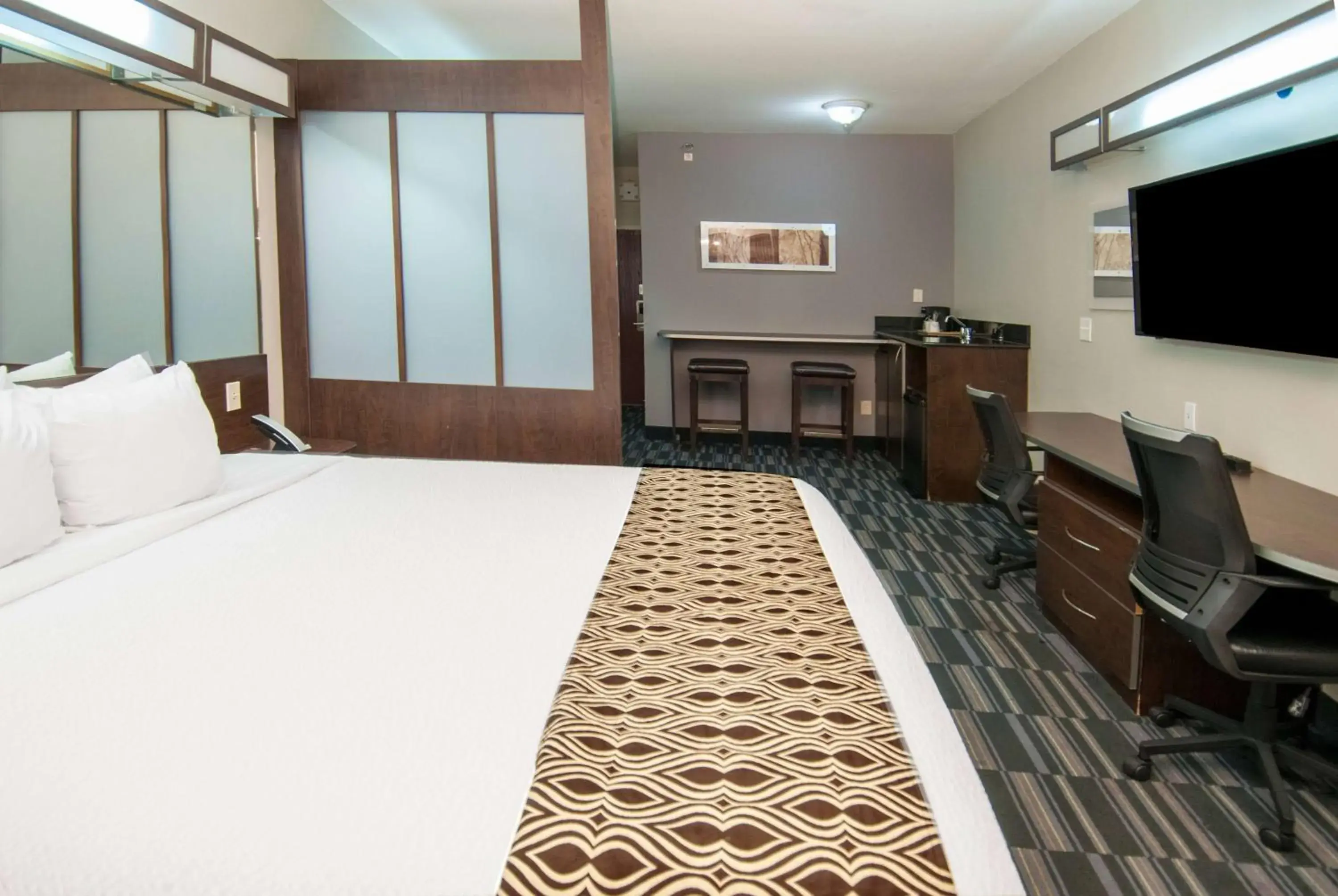 Photo of the whole room, Bed in Microtel Inn and Suites Lafayette Photo of the whole room, Bed in Microtel Inn and Suites Lafayette