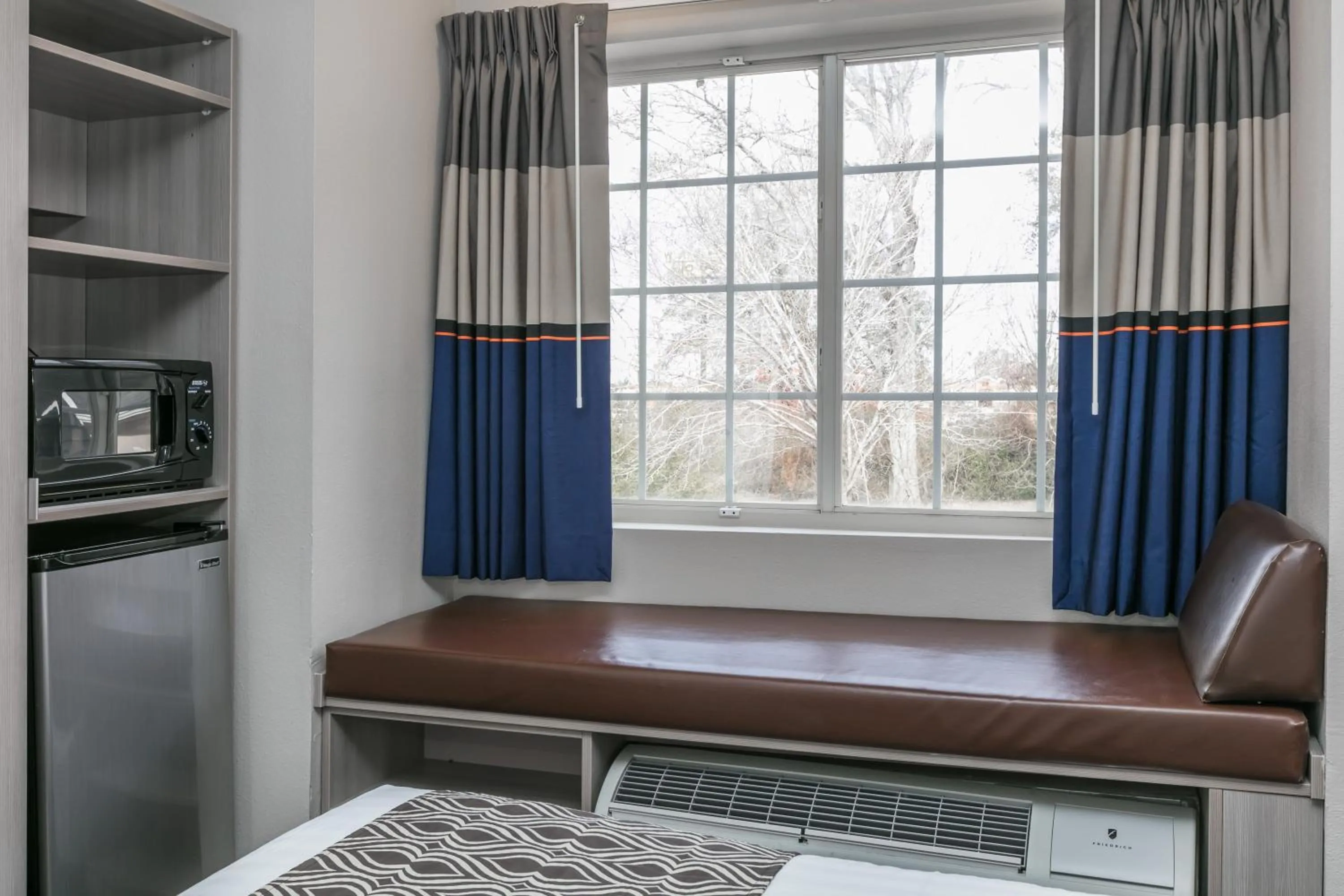 Decorative detail in Microtel Inn and Suites Lafayette