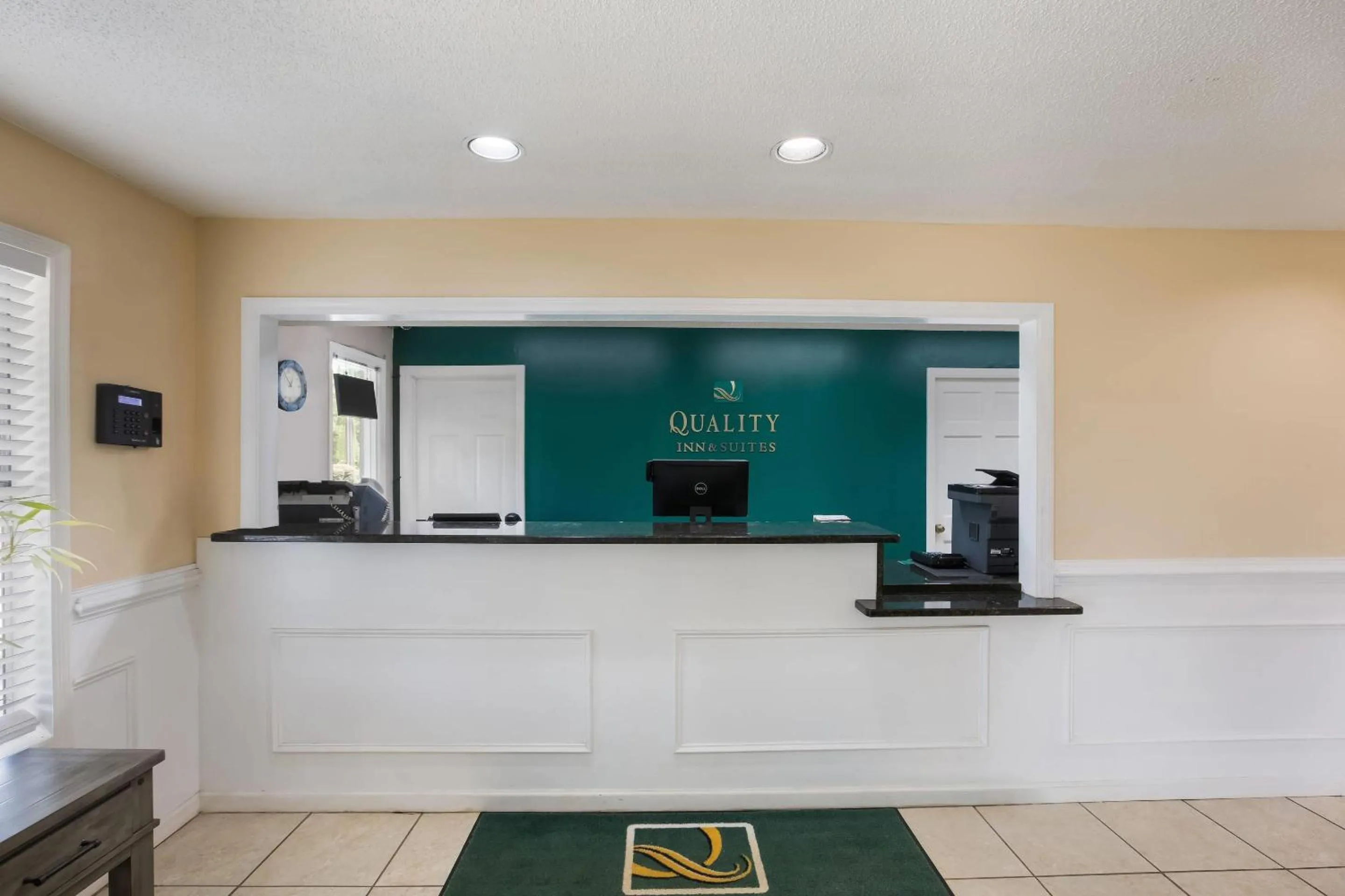 Lobby or reception in Quality Inn & Suites Greensboro near Lake Oconee